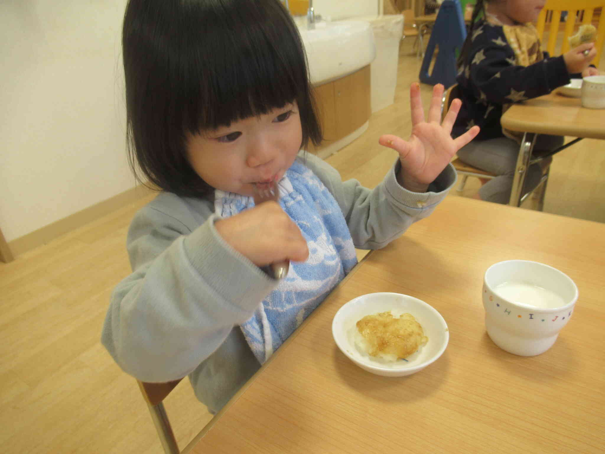 おやつは郷土食の『五平餅』！