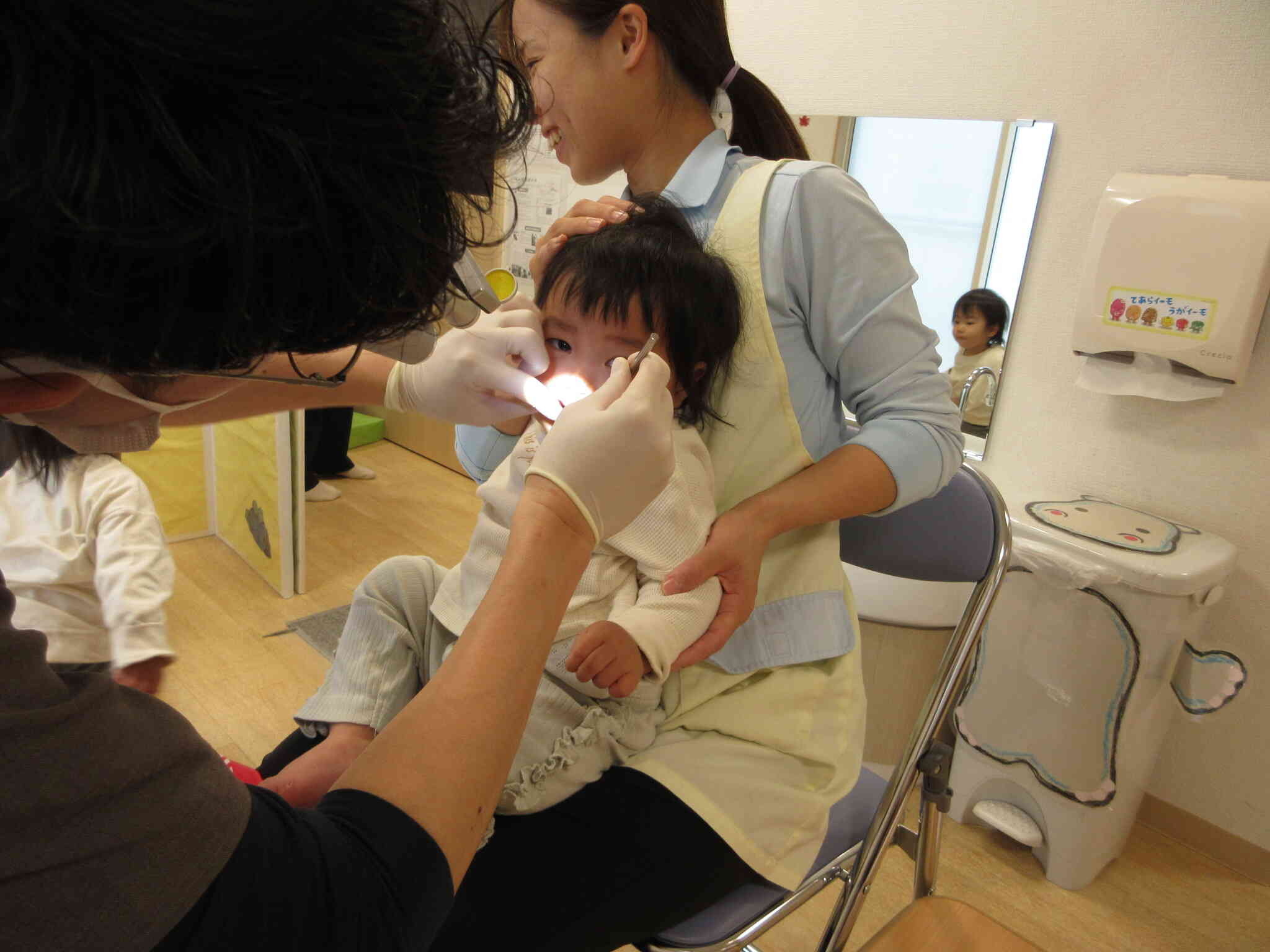 これからもず～っと丈夫な歯でいられますように。今年度も、先生ありがとうございました