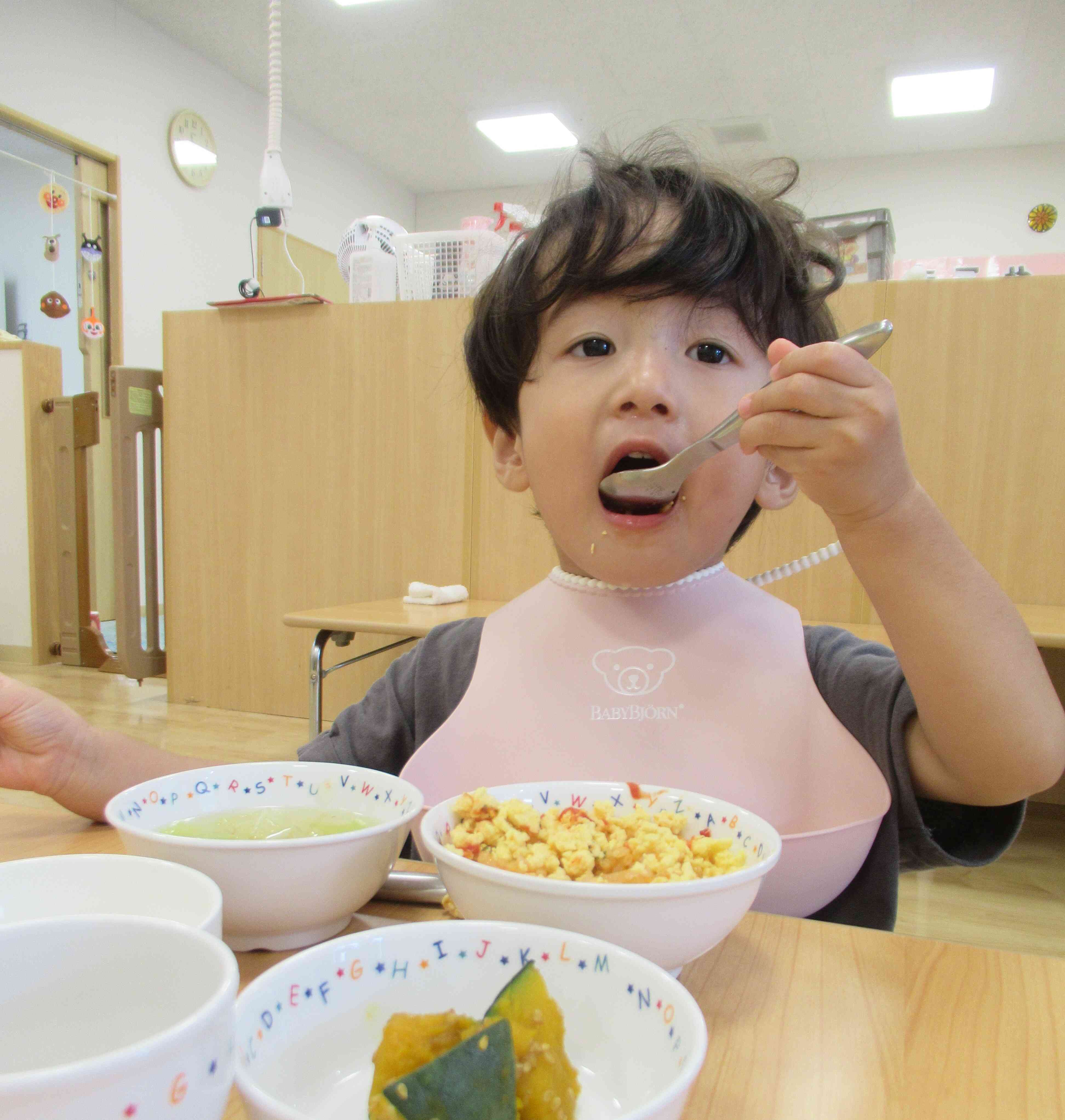 給食の様子