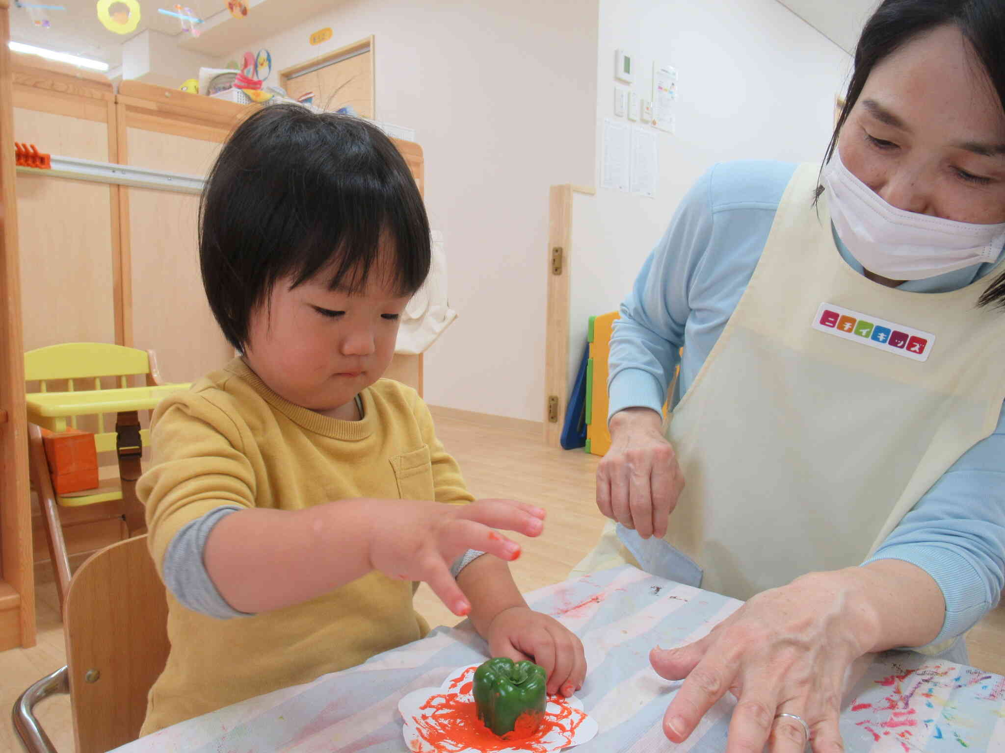 ポンポン…気持ちを込めて…。