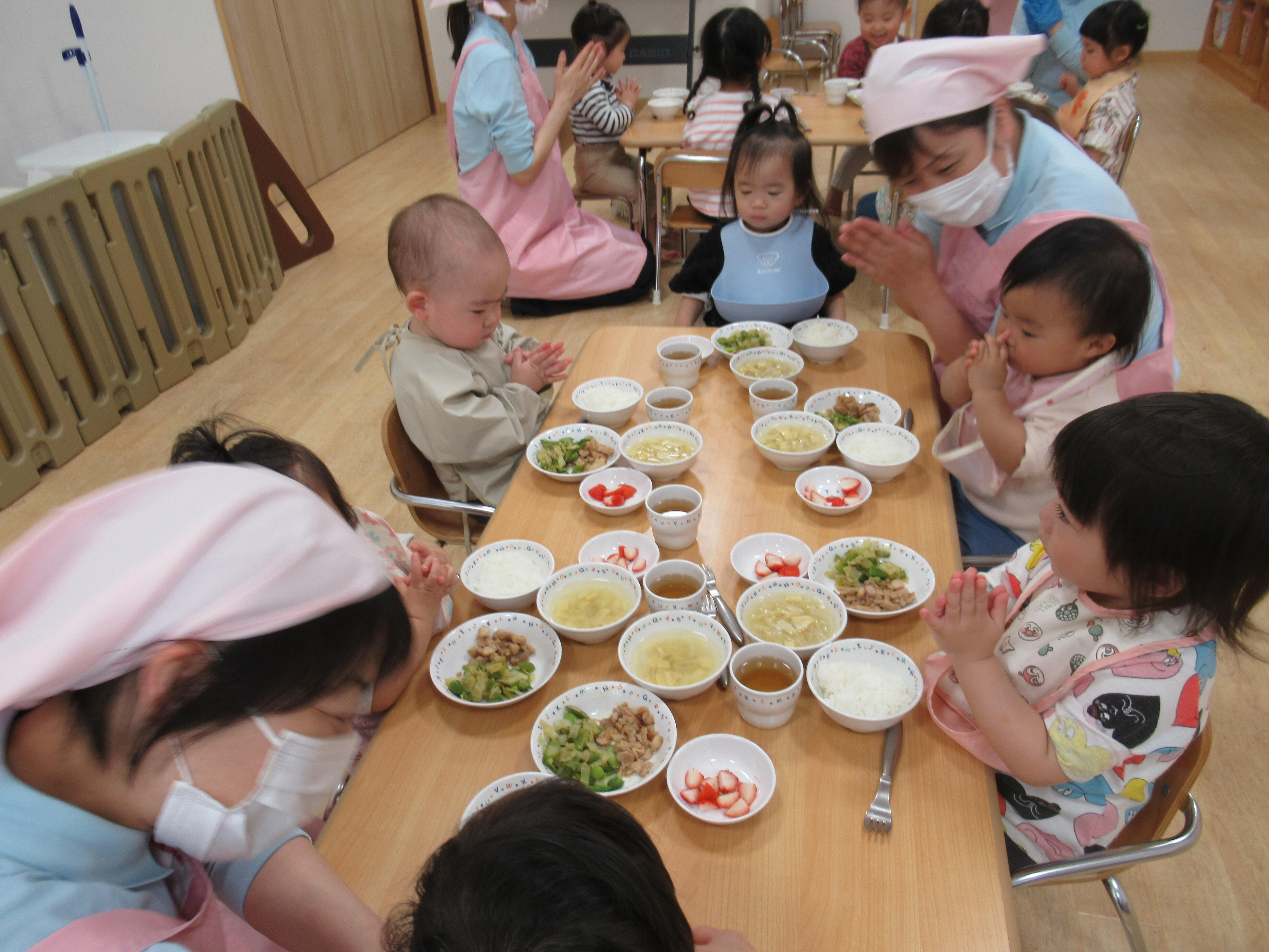 みんなで食べると、格別に美味しいね。