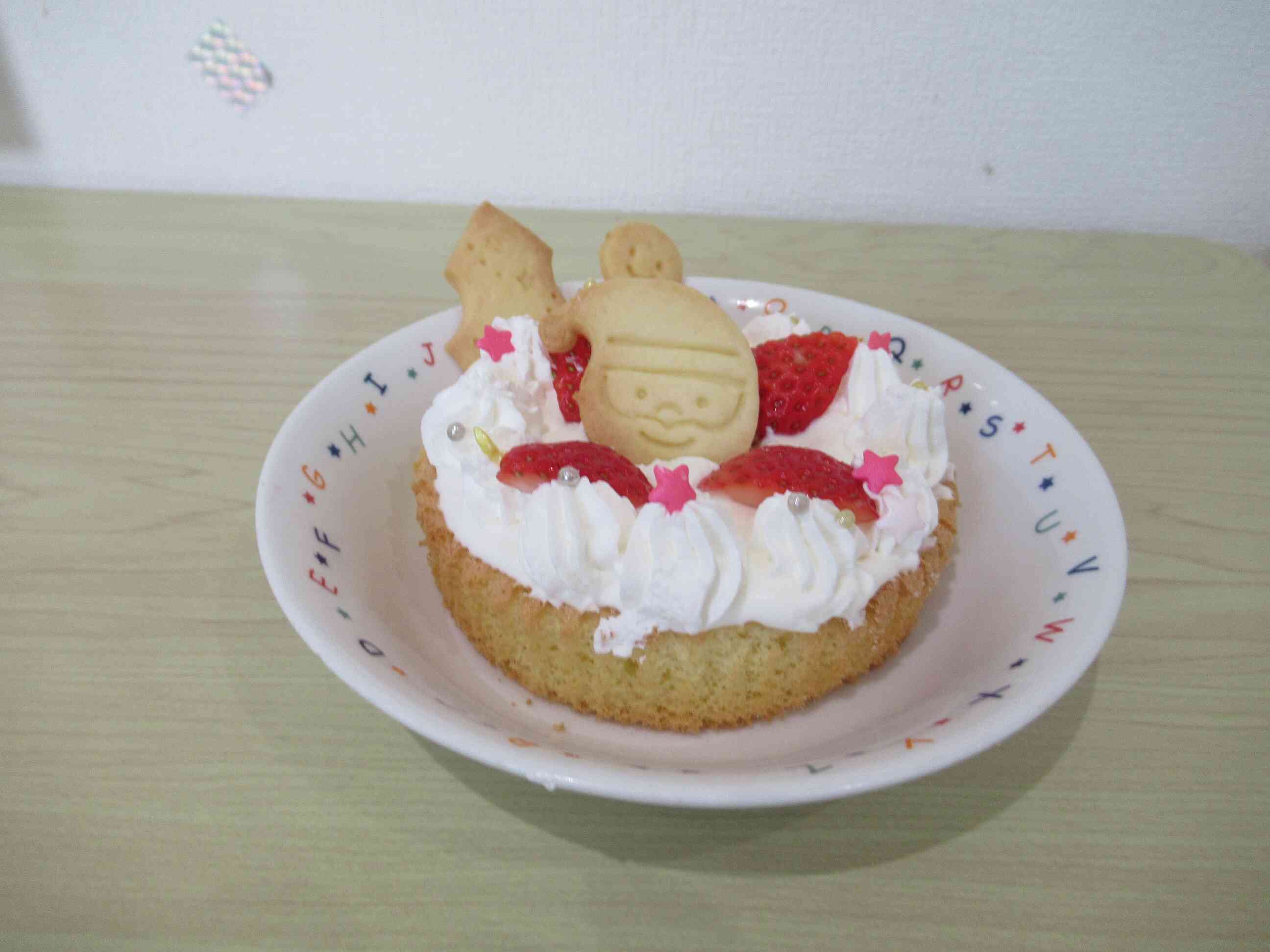 クリスマスケーキを作ります。