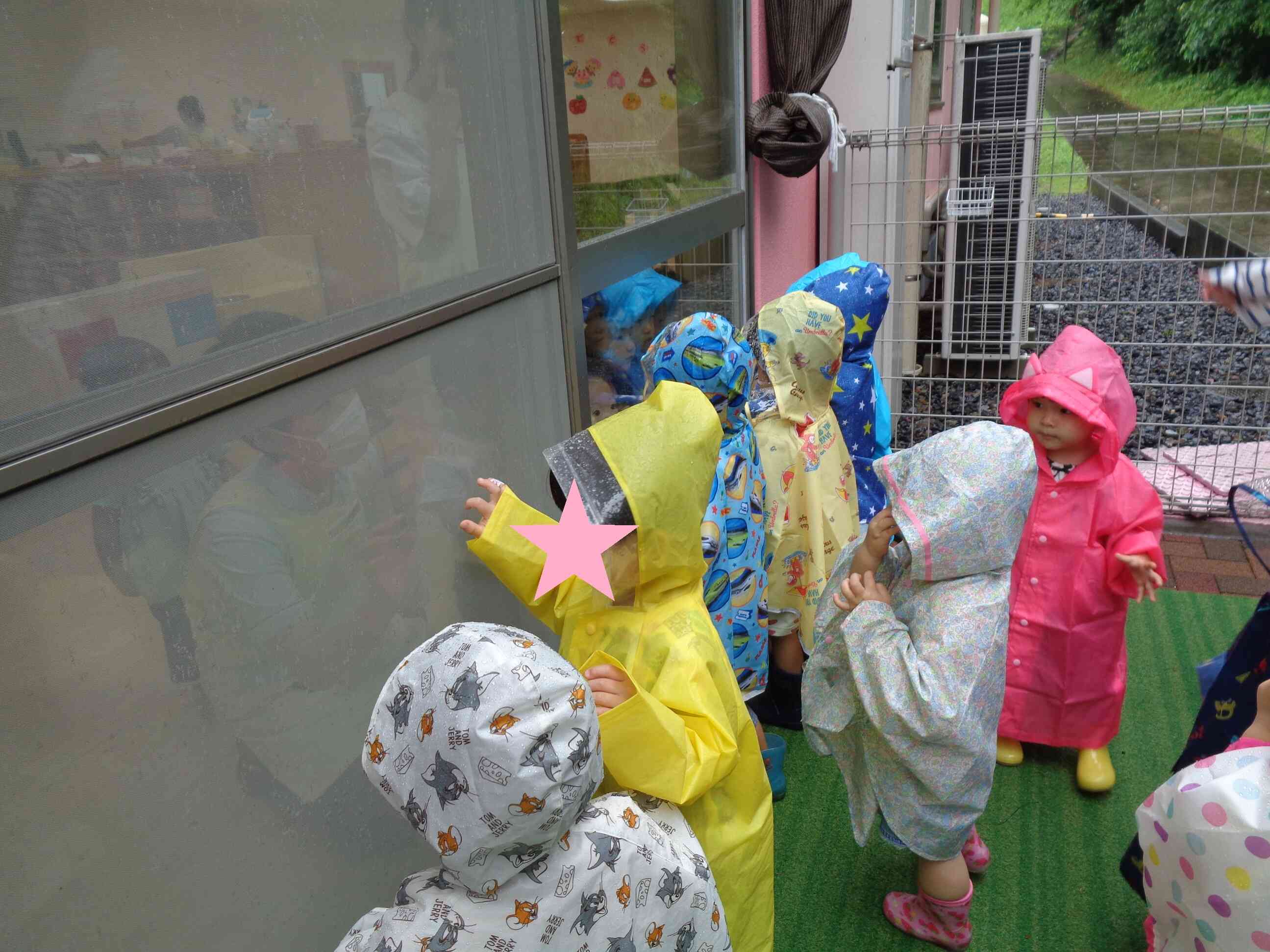 雨の日のお楽しみ・・・♪（2歳児）