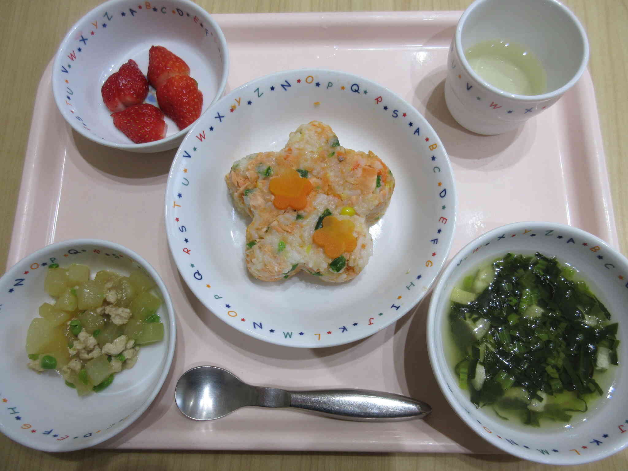 ひなまつりの給食　幼児食