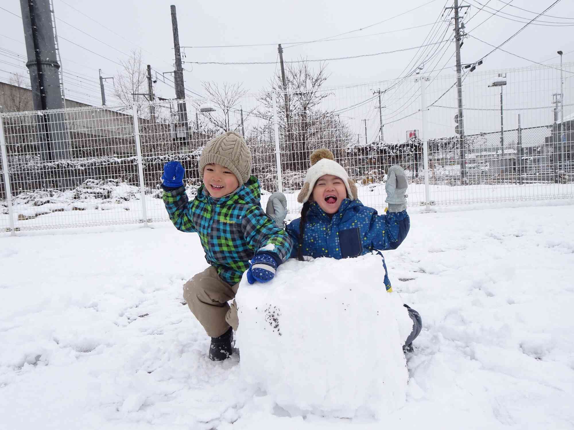 雪だるま作るぞー！