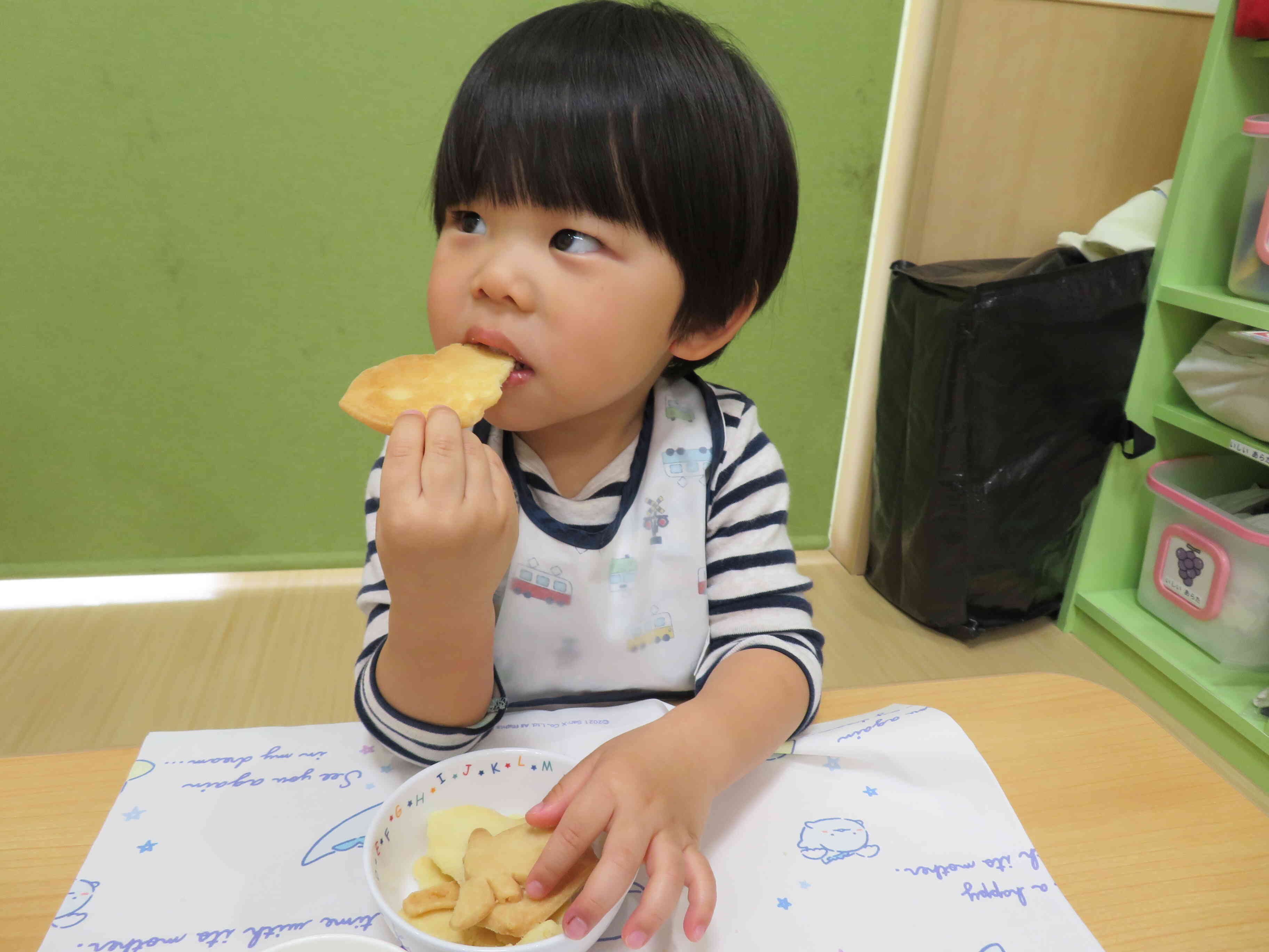 自分で作ったクッキーは美味しいよ。