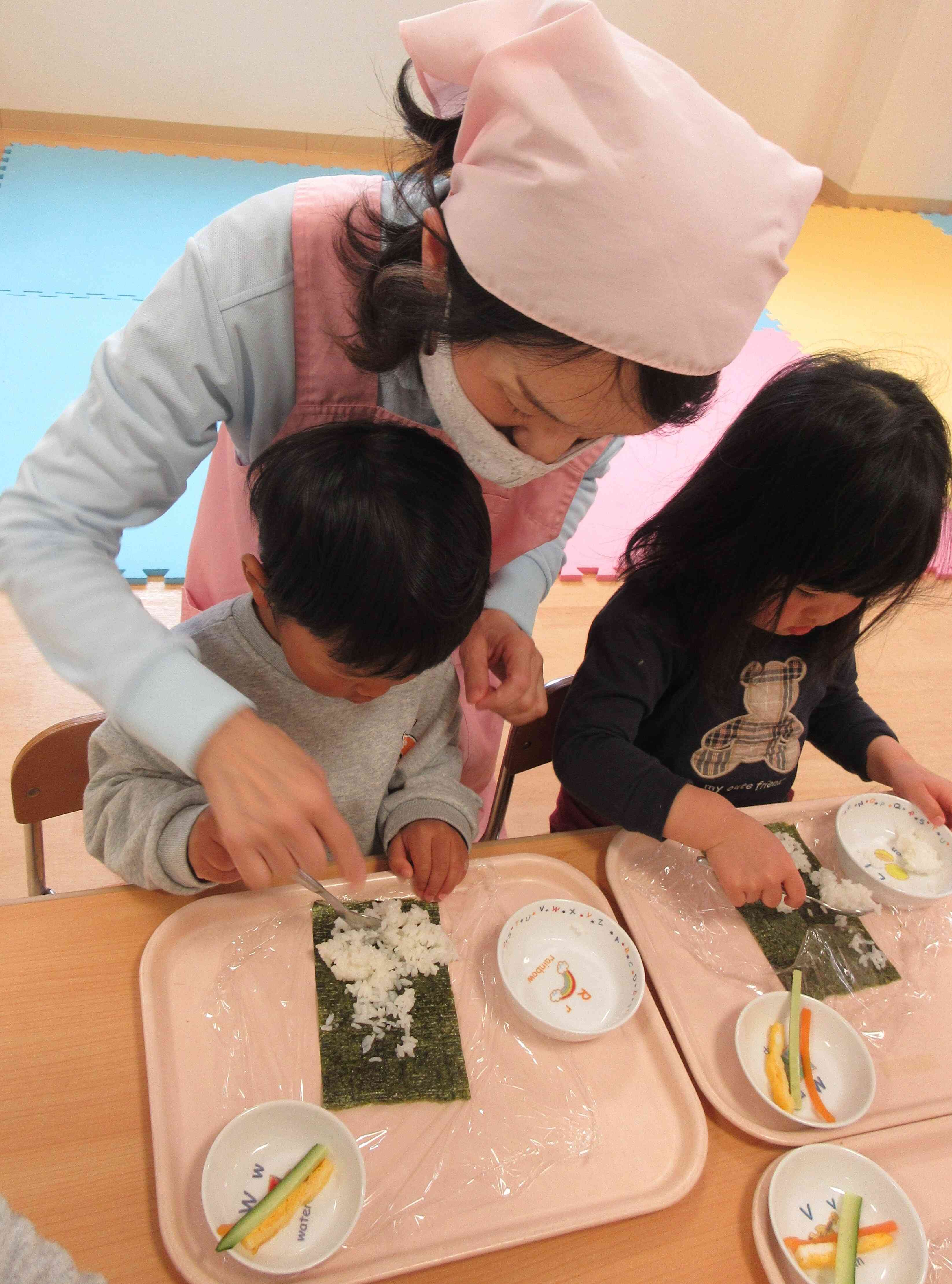 上手に海苔巻きできるかな？