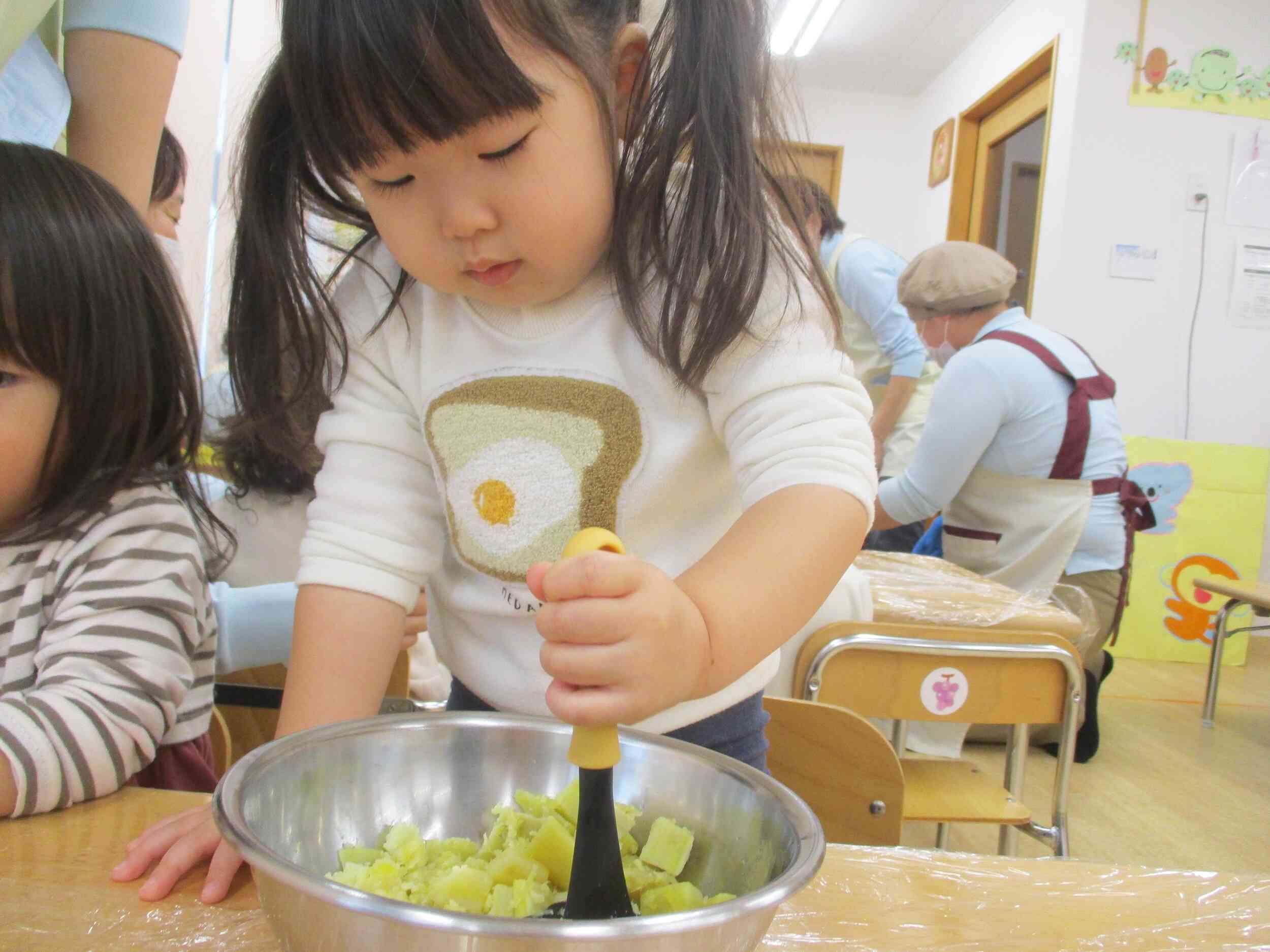 11月の食育はさつまいも！