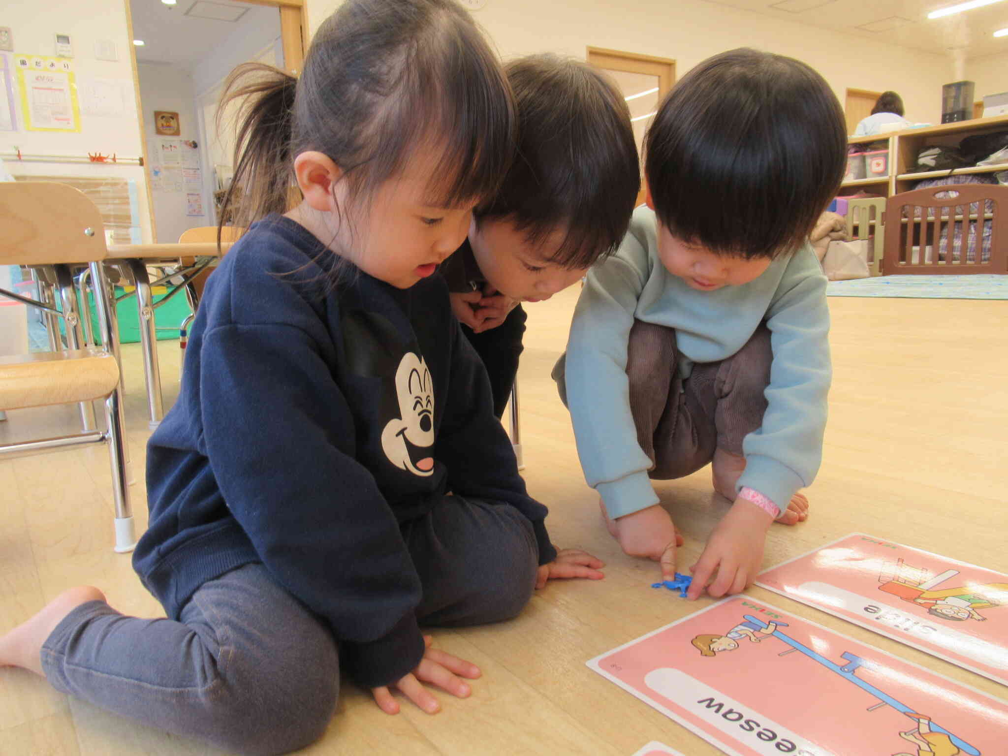 楽しい英語レッスン参加者募集中☆彡詳細はHP内の子育て広場をご覧ください♪