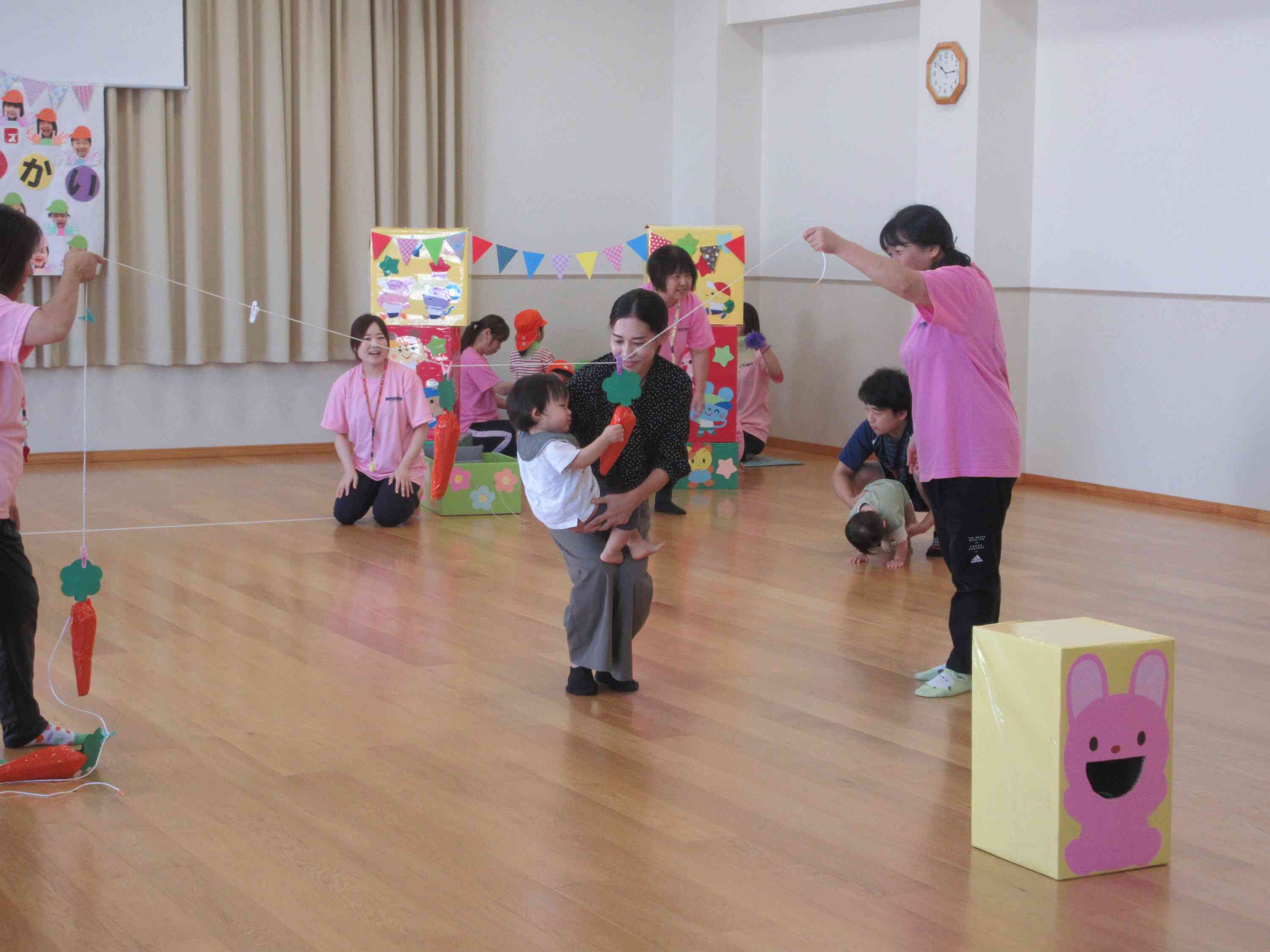 ひよこぐみ（０歳児）さんの初めての運動会です