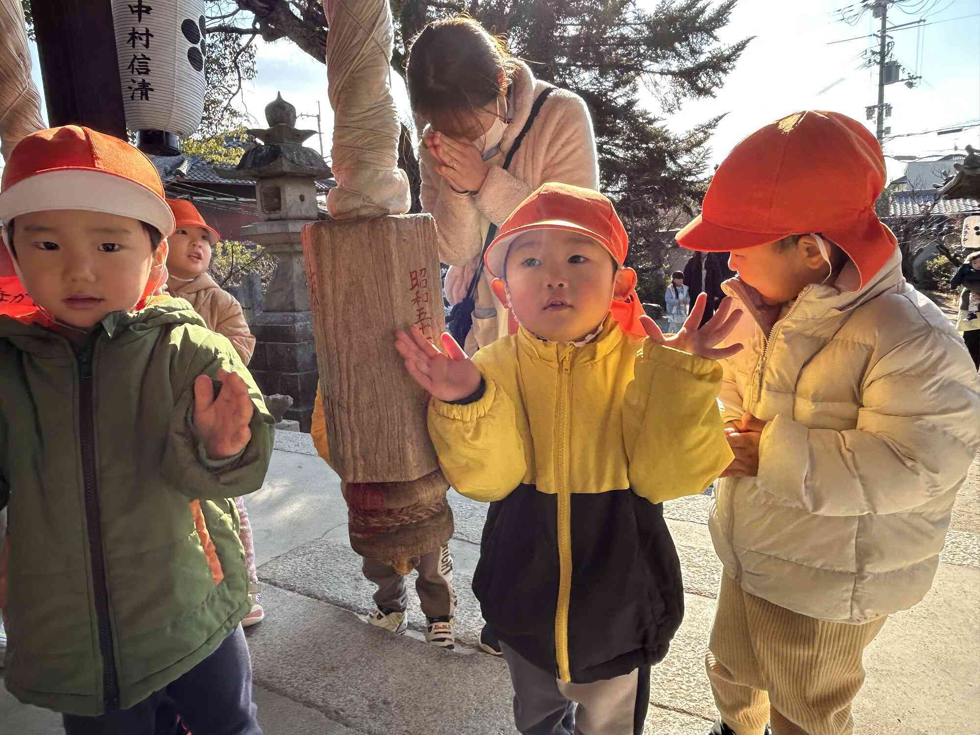 みんなで初詣。今年もよろしくお願いします。