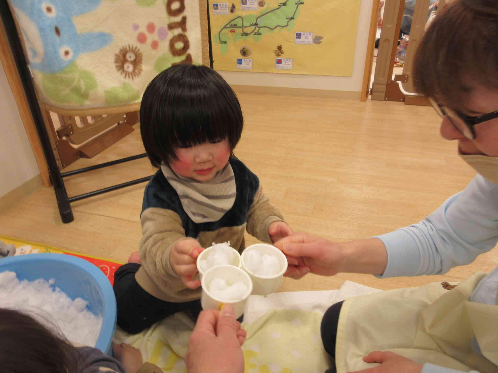 それでは、今日は雪でカンパーイ！