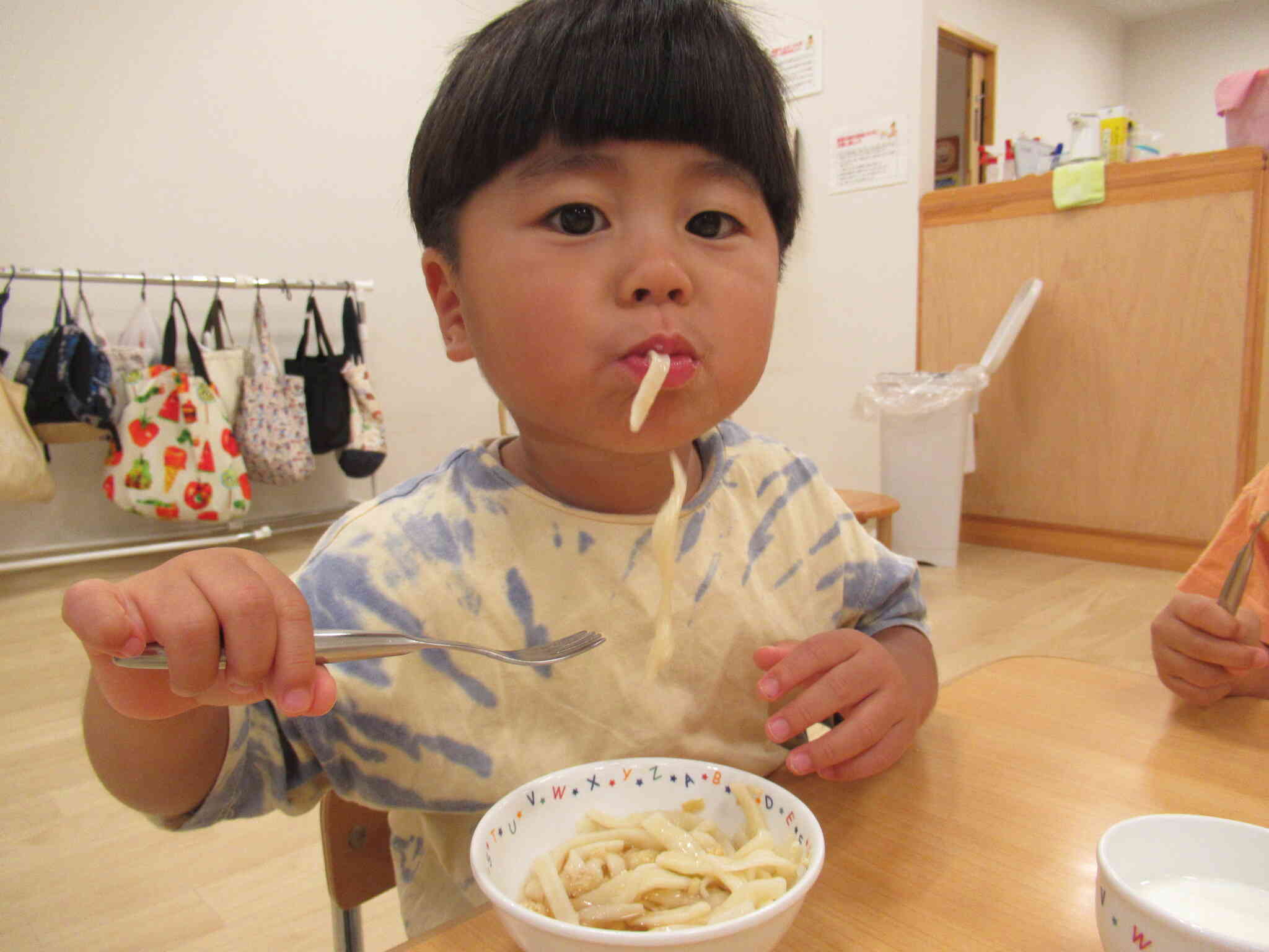 ゆでてもらったうどんを午後のおやつで食べました♪