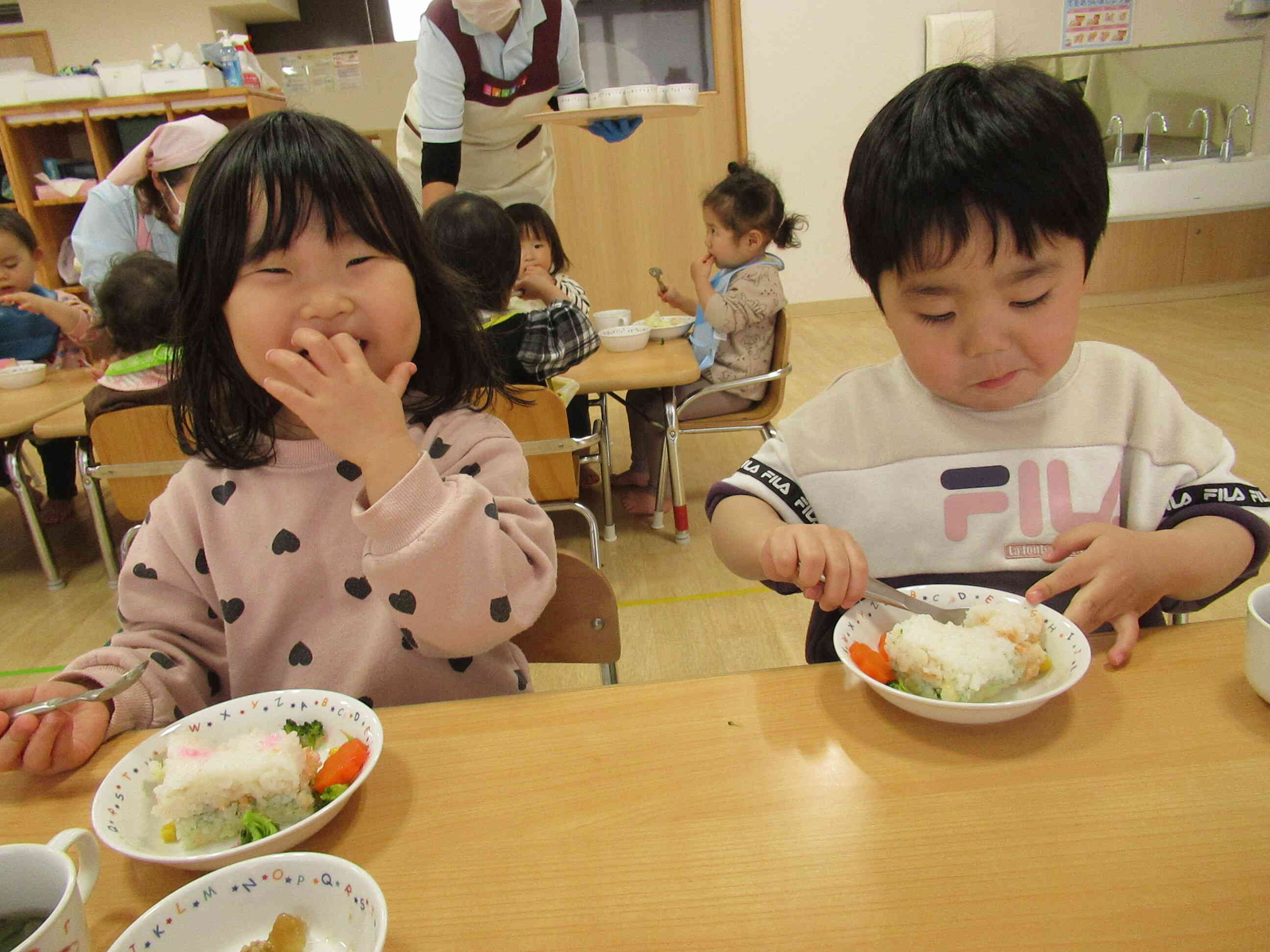 みんなで食べるとおいしいね！