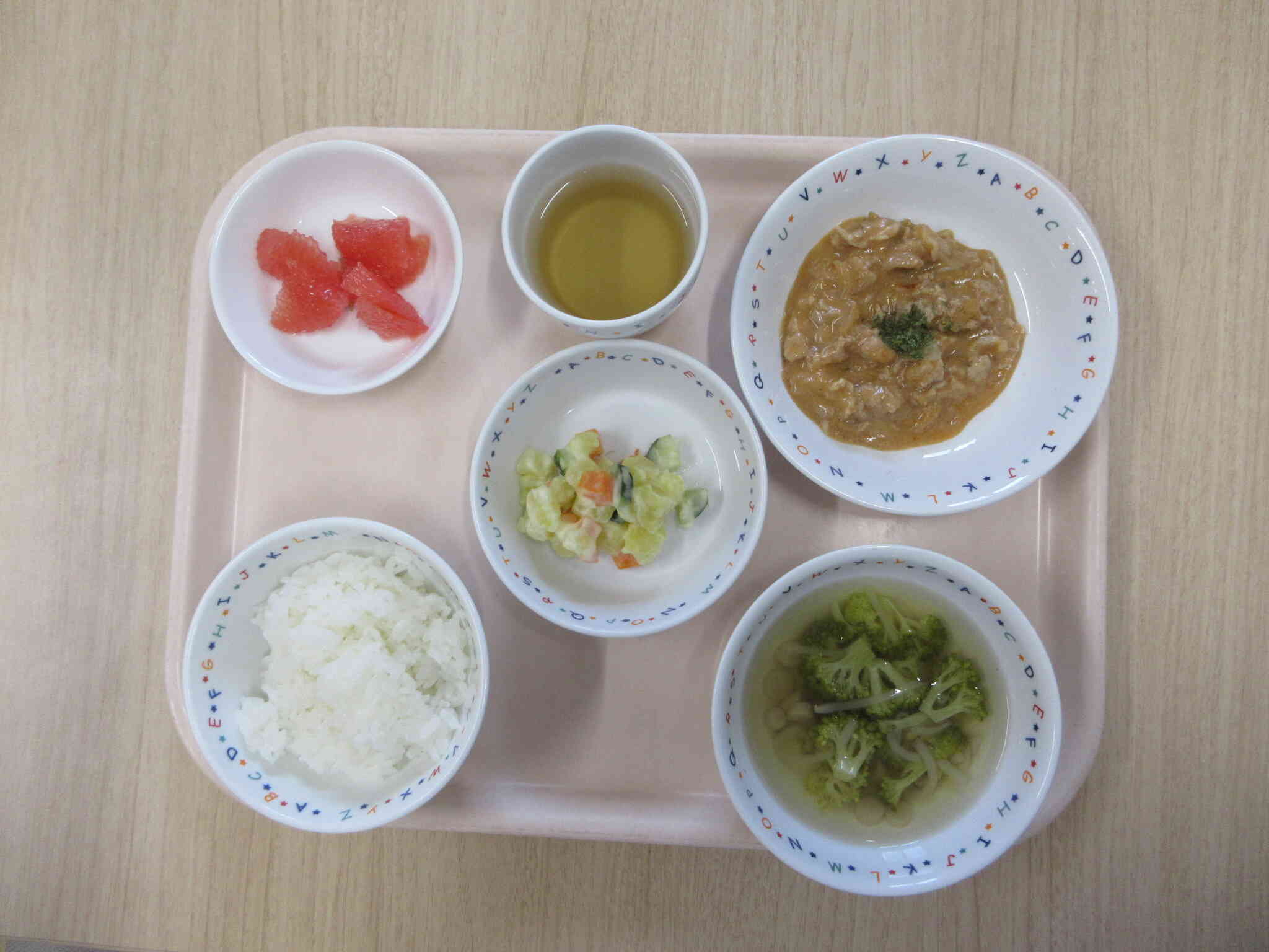 完了食　１～2歳の子たちと同じ幼児食になります。