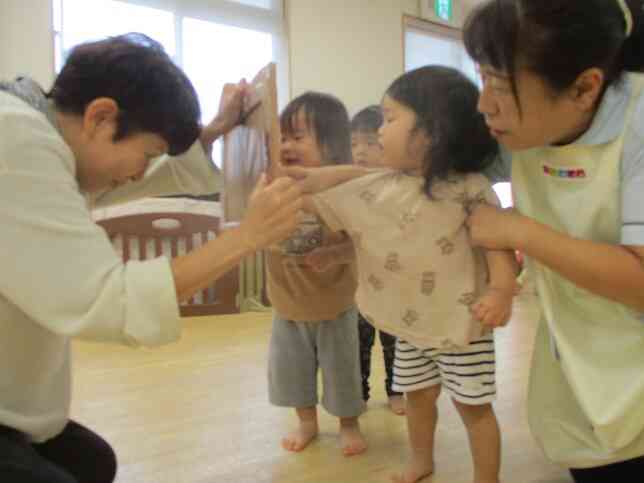 私たちも「お菓子をちょーだい♬」