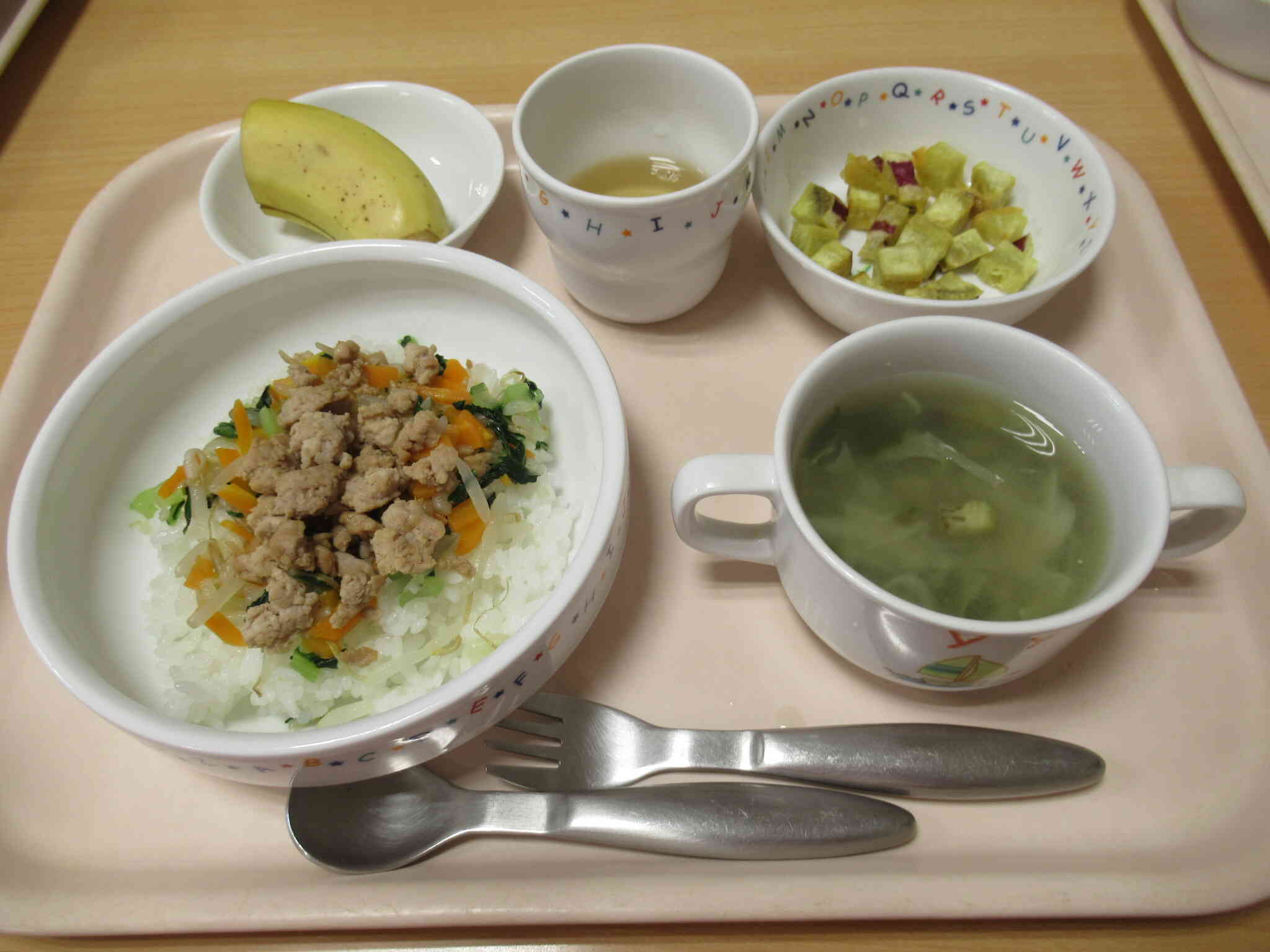 土曜日もおもいっきり給食