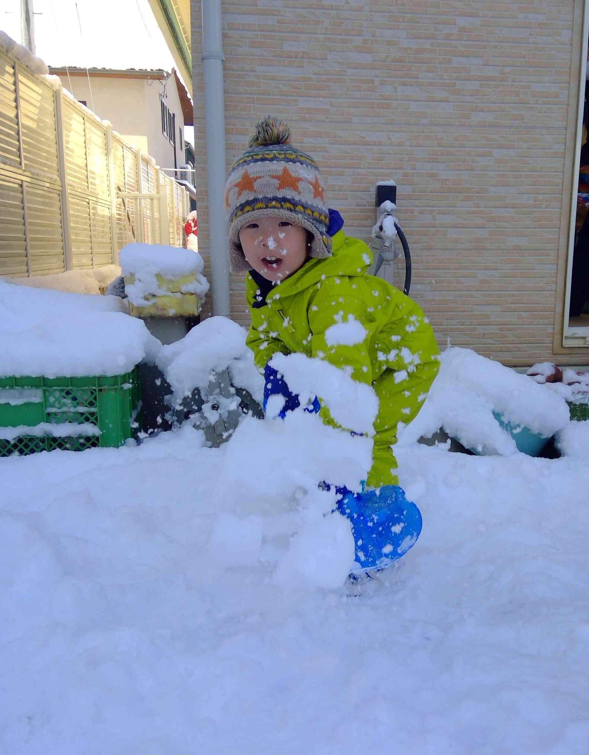 雪遊び楽しいよ♪