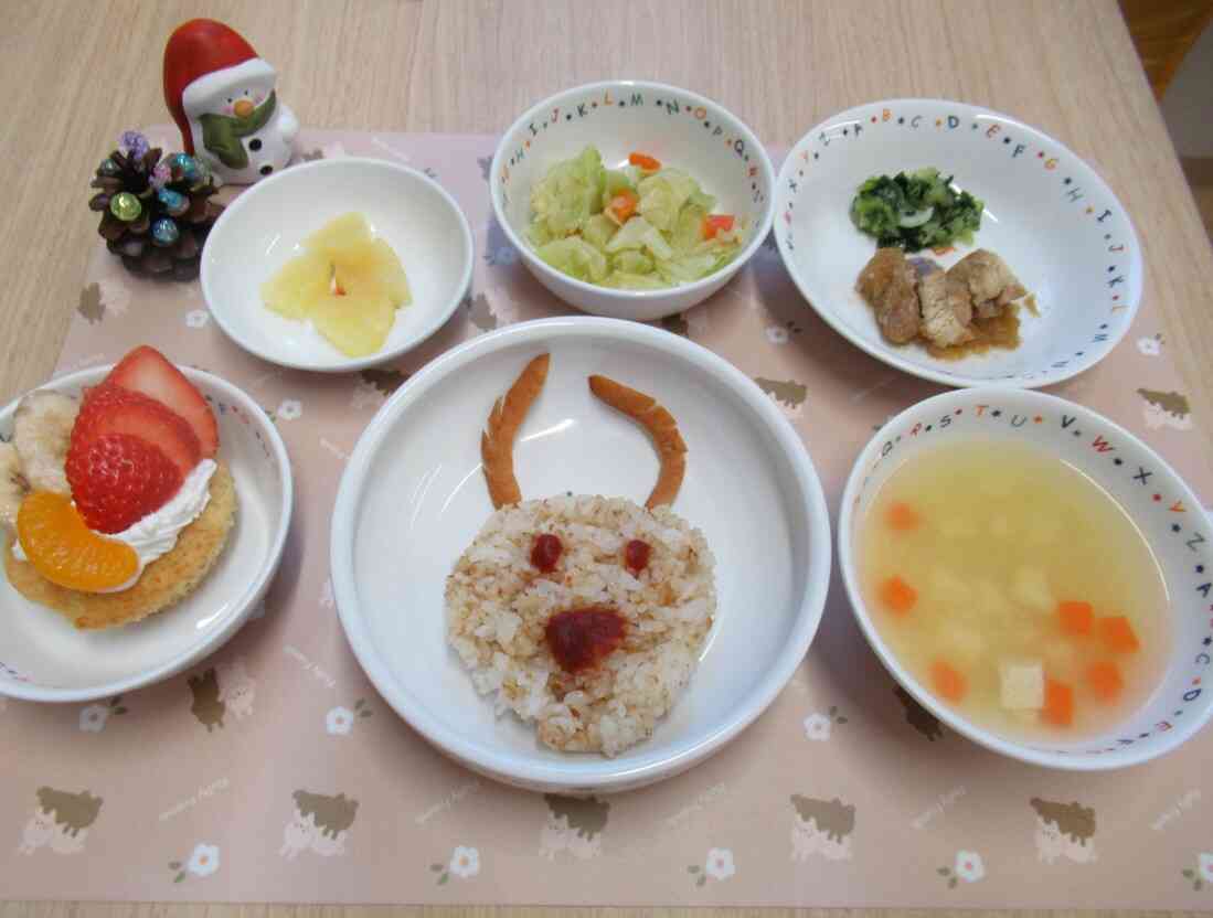 12月25日の給食・おやつ