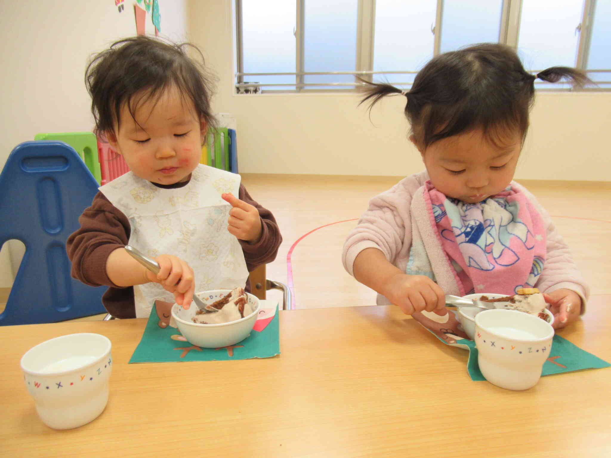 ケーキもしっとりしていて食べやすいね。