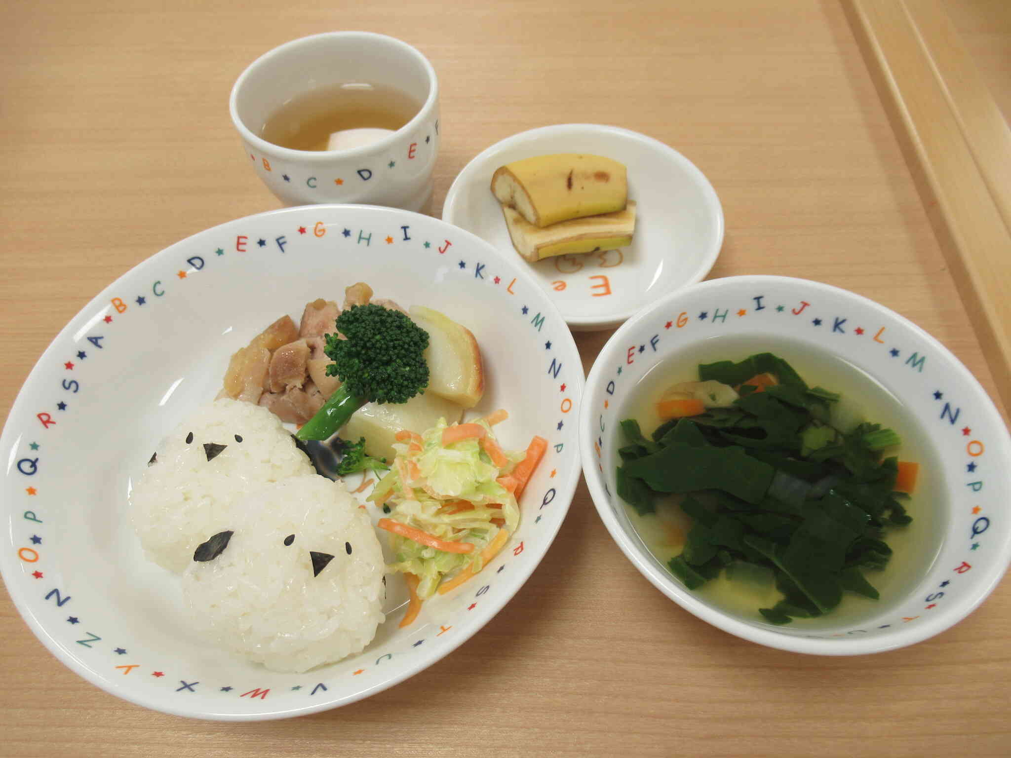 今日はどんな給食かな？