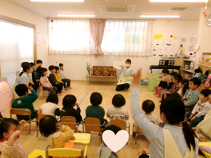 今日は楽しいひな祭り♪