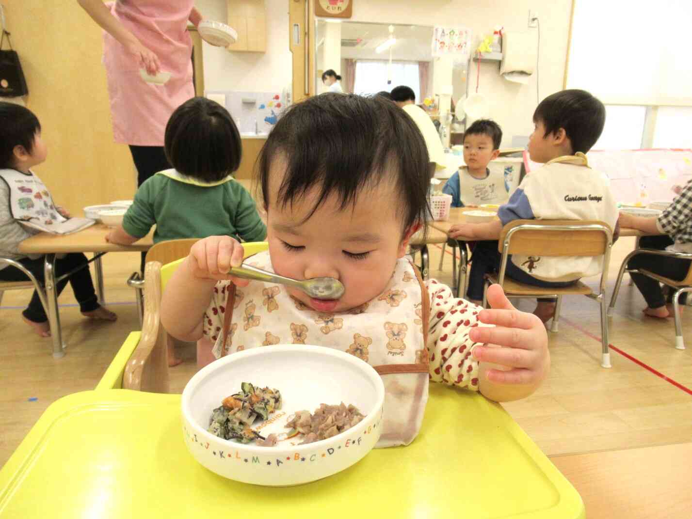 自分で食べられるよ！美味しい～(*^o^*)