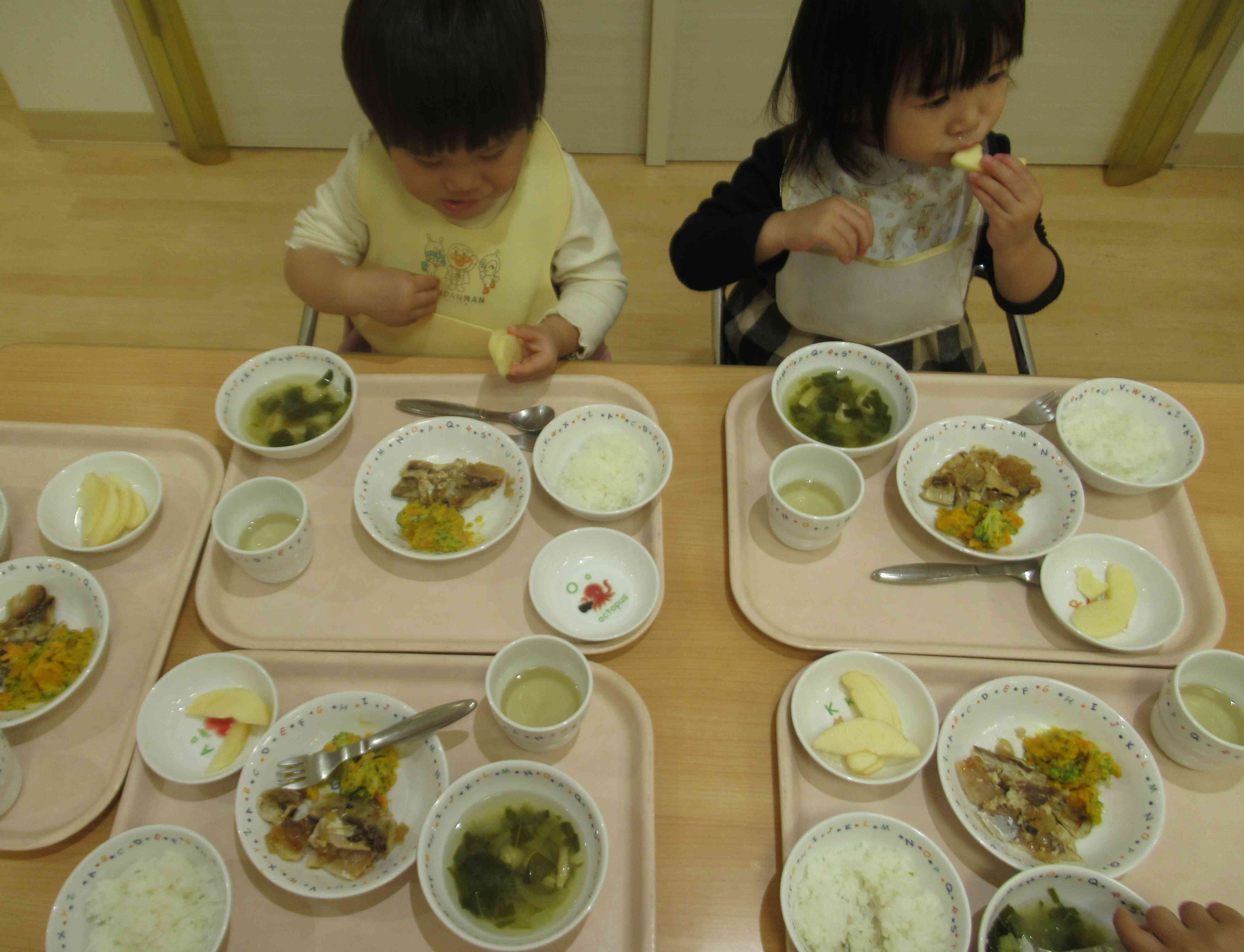 給食の様子