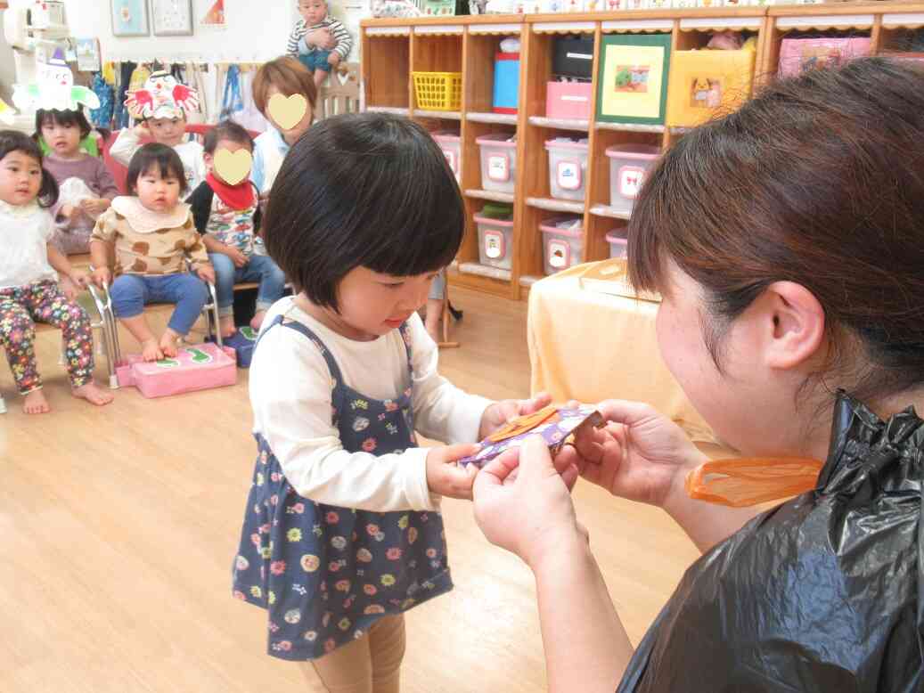 トリックオアトリート☆お菓子も貰えましたね！！