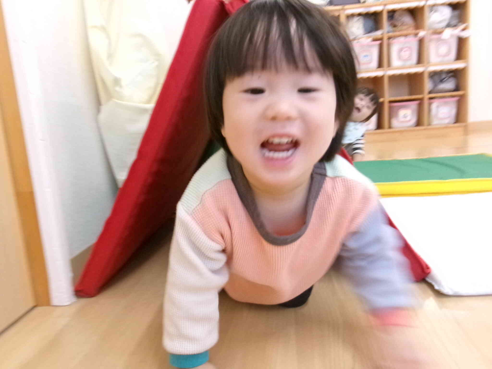 ひよこぐみさんの運動遊び(０歳児)