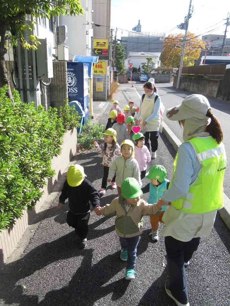 お散歩の楽しみ方♪