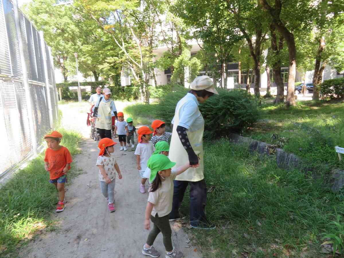 公園までお散歩♪