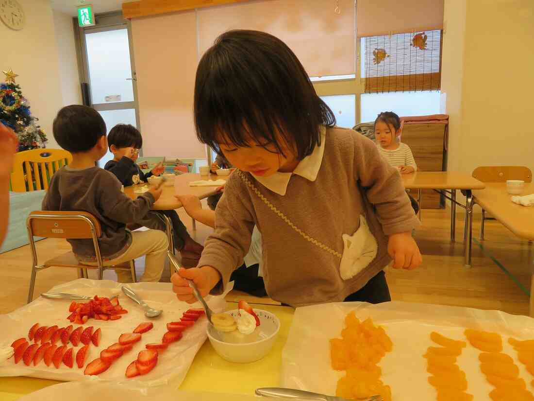 クリスマスケーキ作り♪