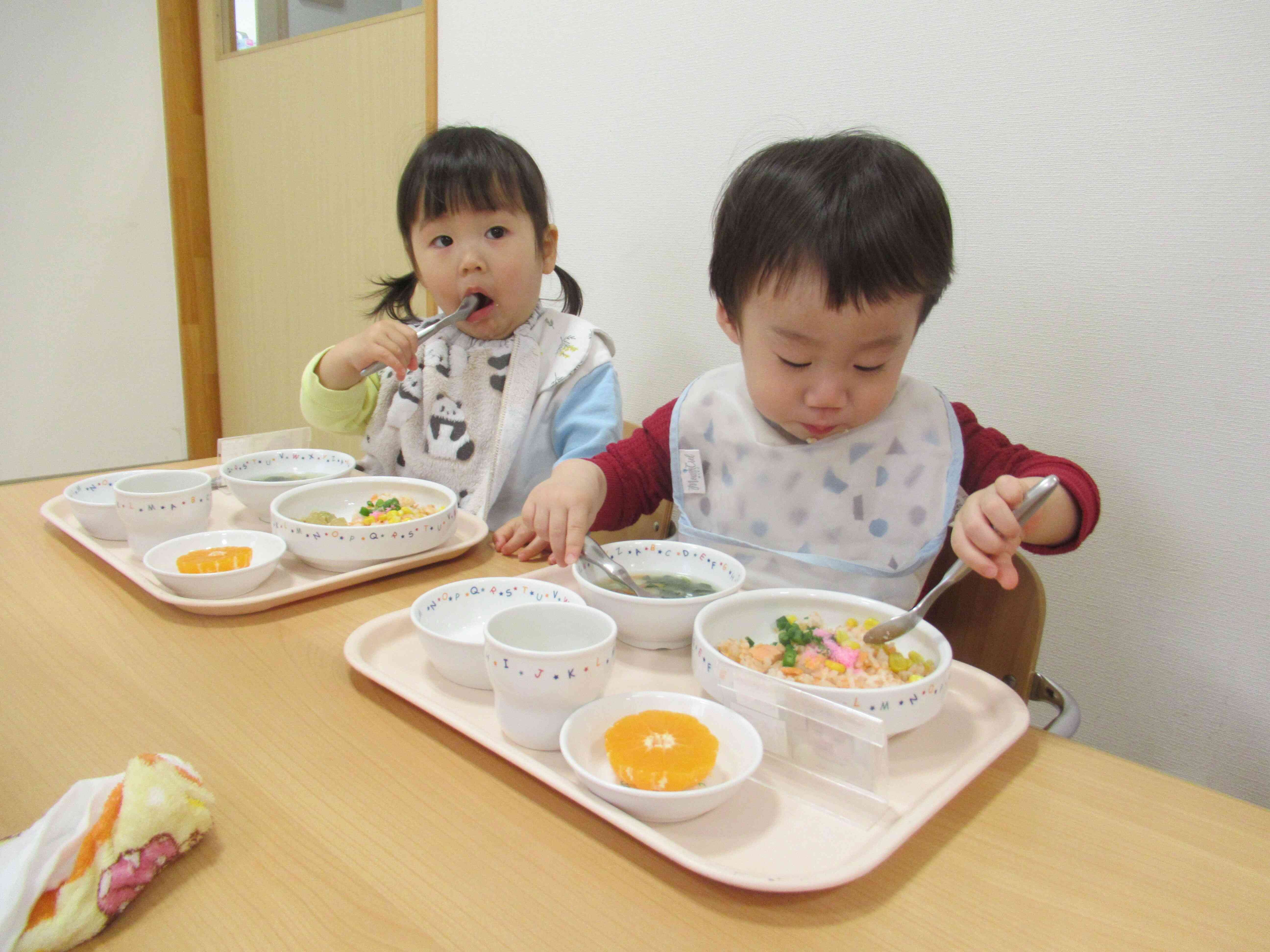 自分で食べるよ