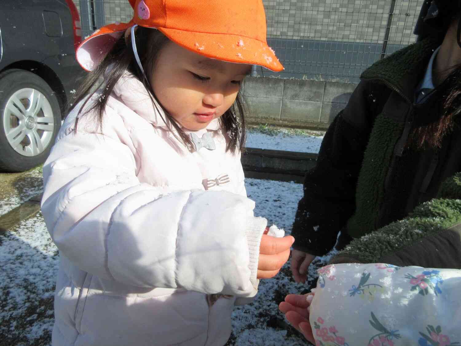 積もった雪で少しだけ遊びました◎