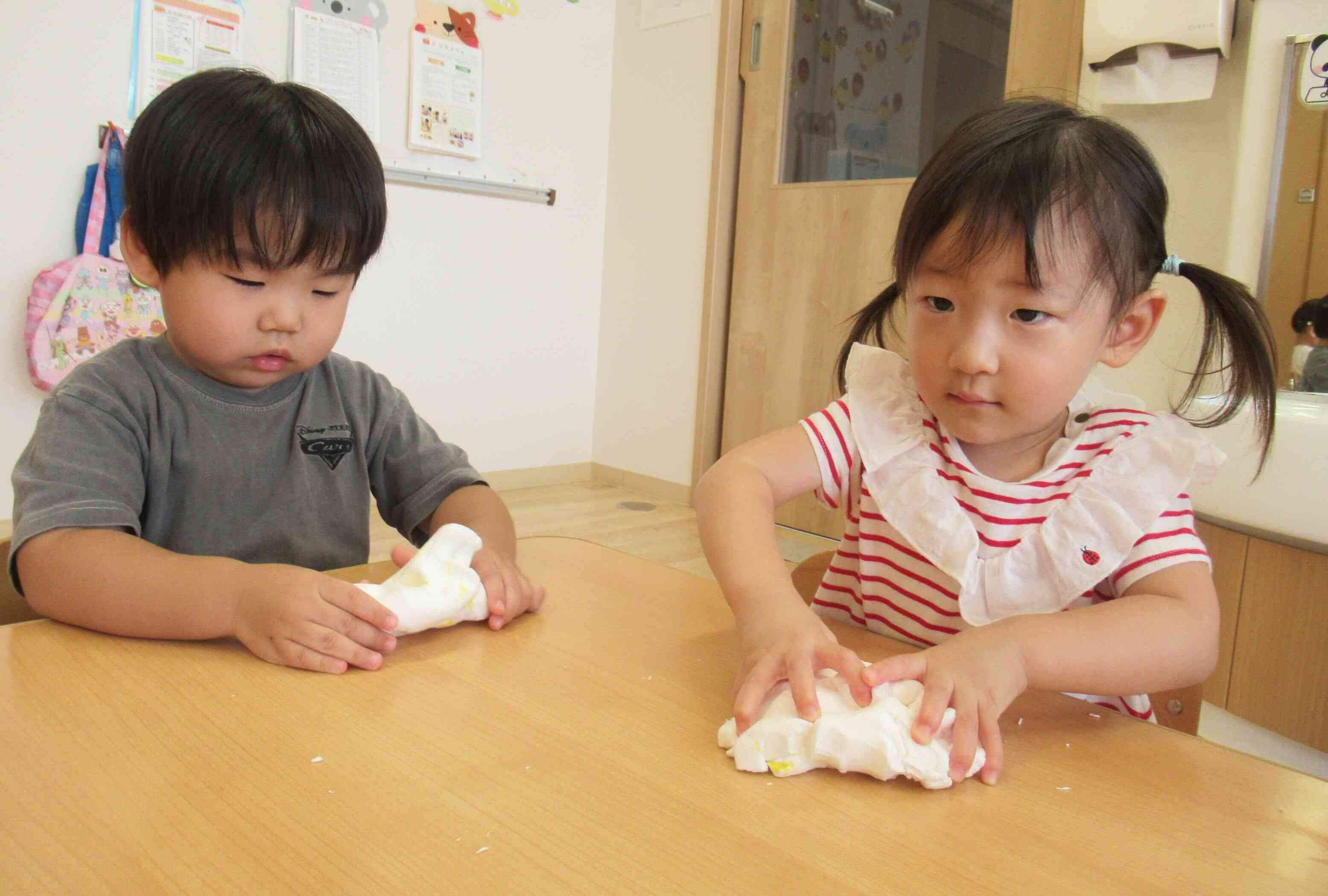 お友だちと一緒にパン作り☆