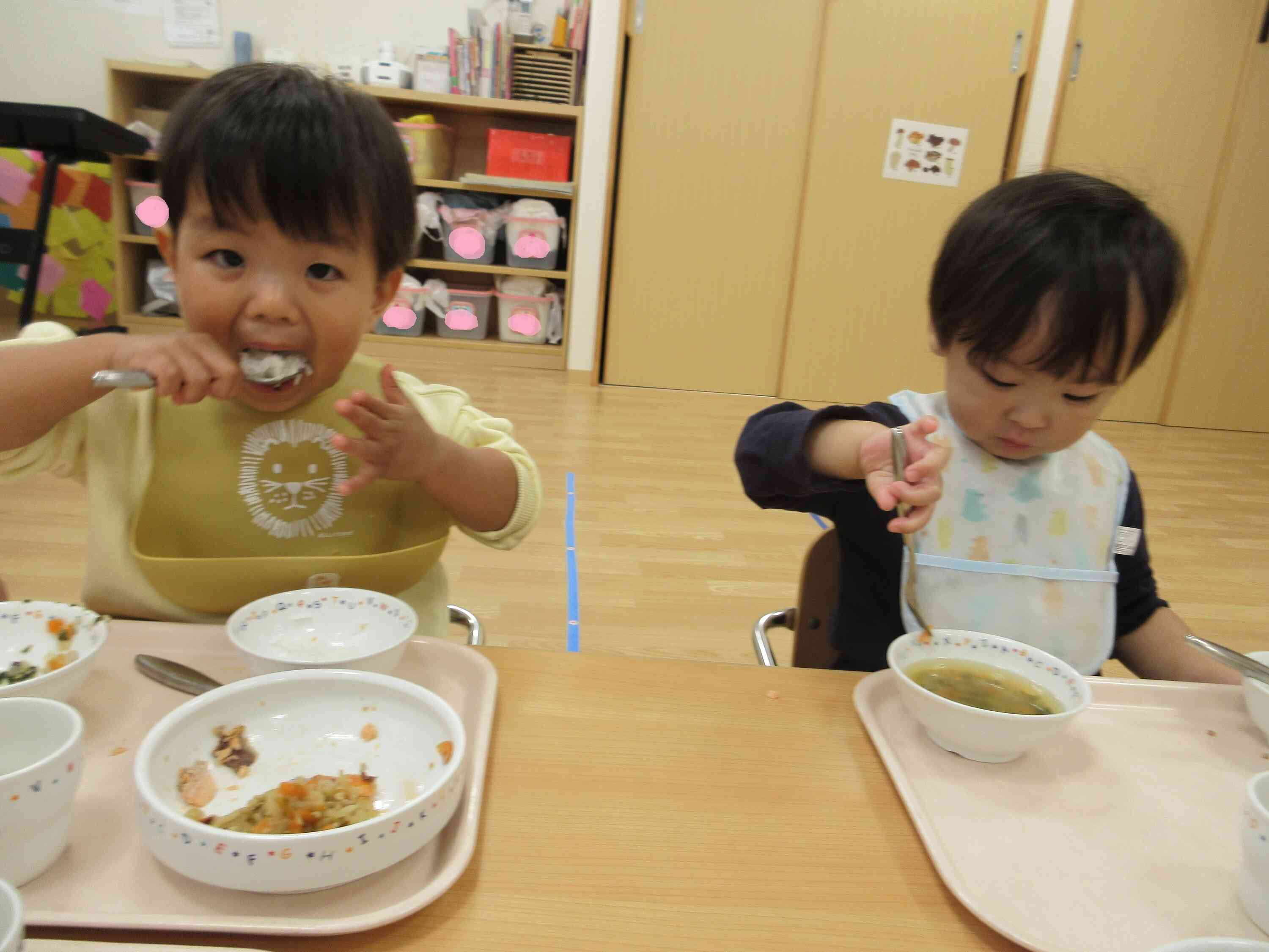 給食の様子♪