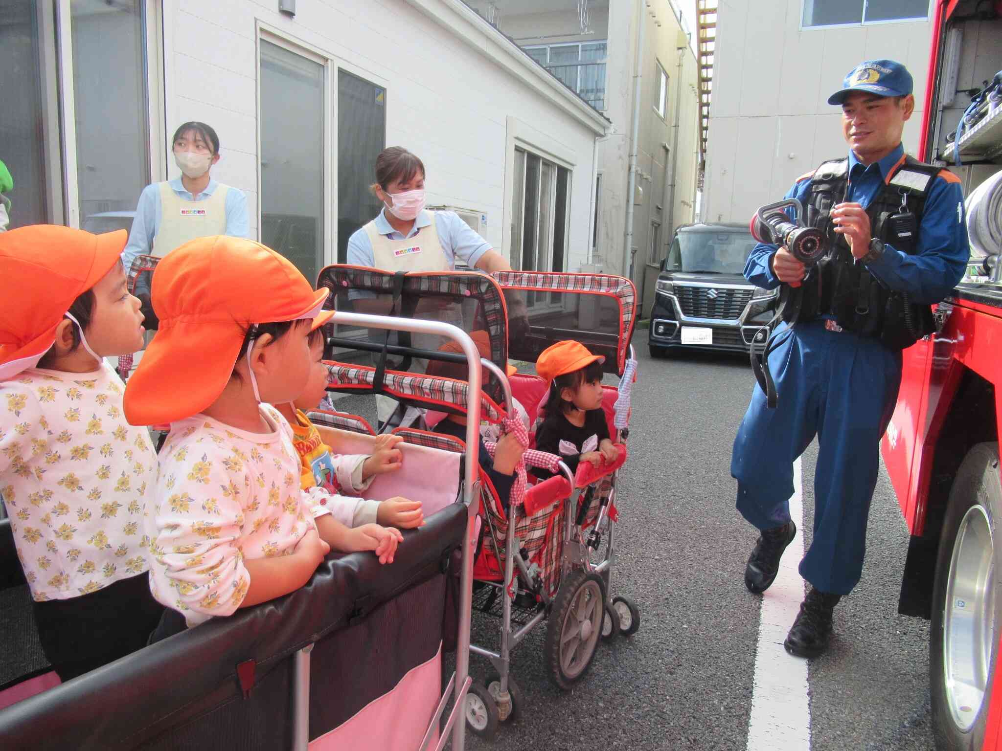 色々な道具に興味津々です！