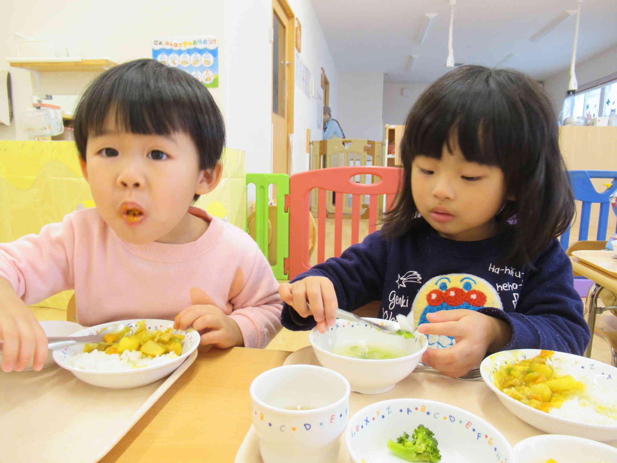 きれいになったお部屋で食べると、いつも以上に美味しいね☆