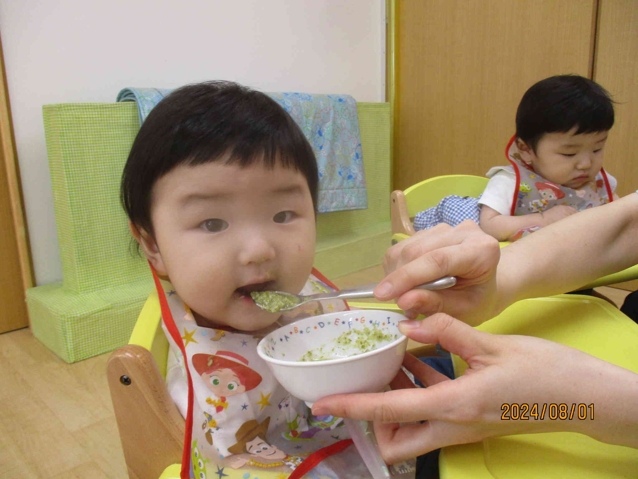 離乳食の様子