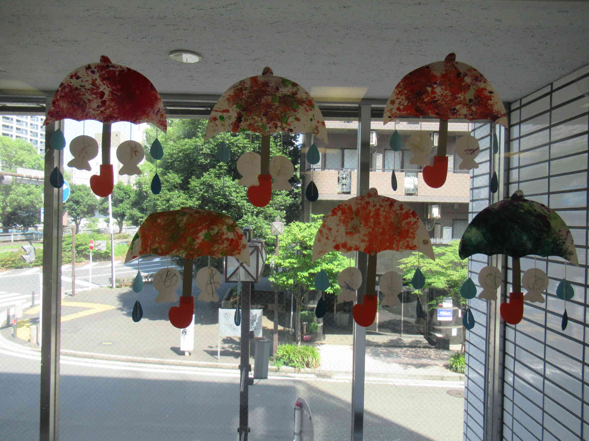 かわいいカラフルな傘の完成☆