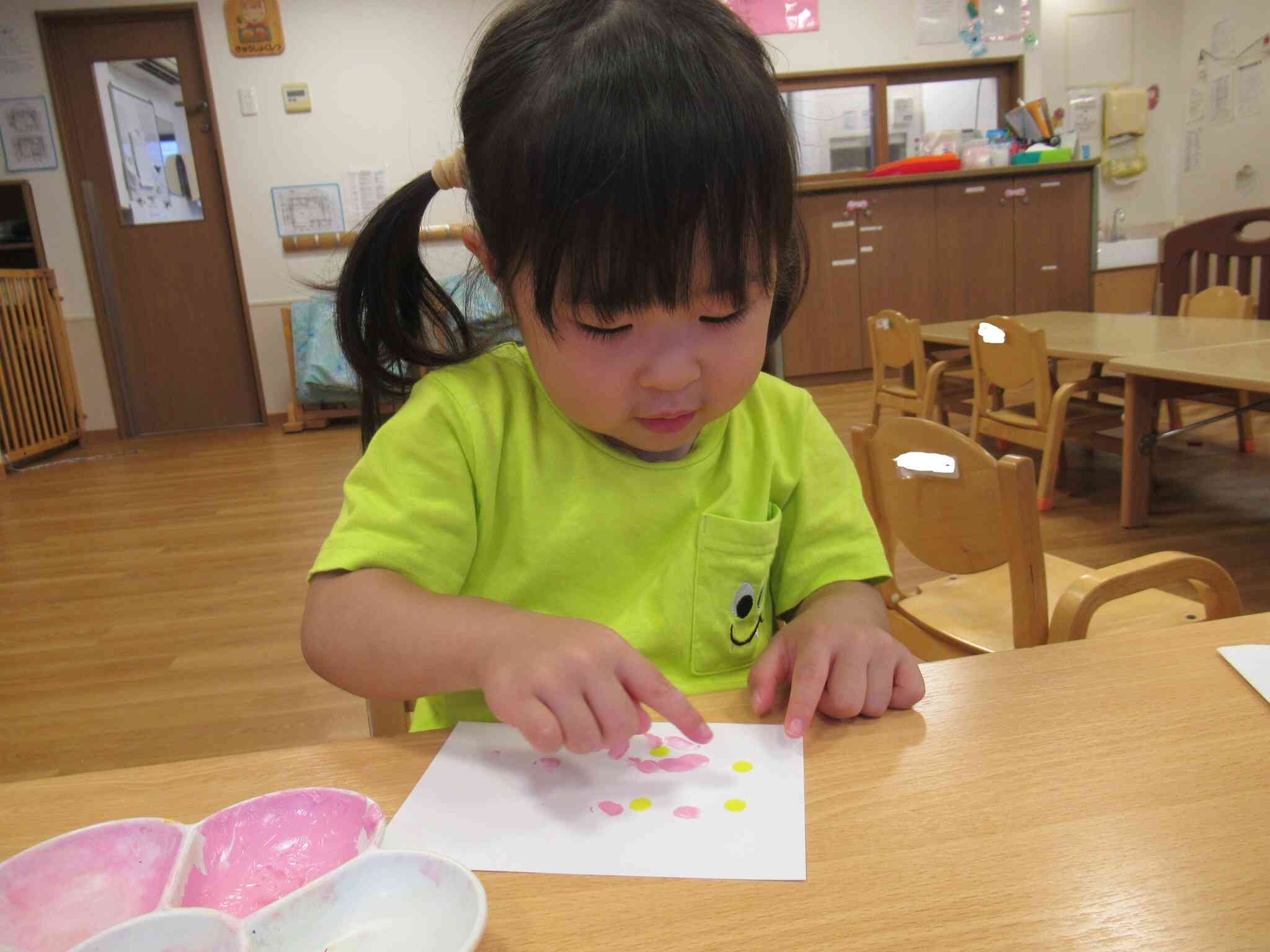 おじいちゃんおばあちゃん大好き！（2歳児）