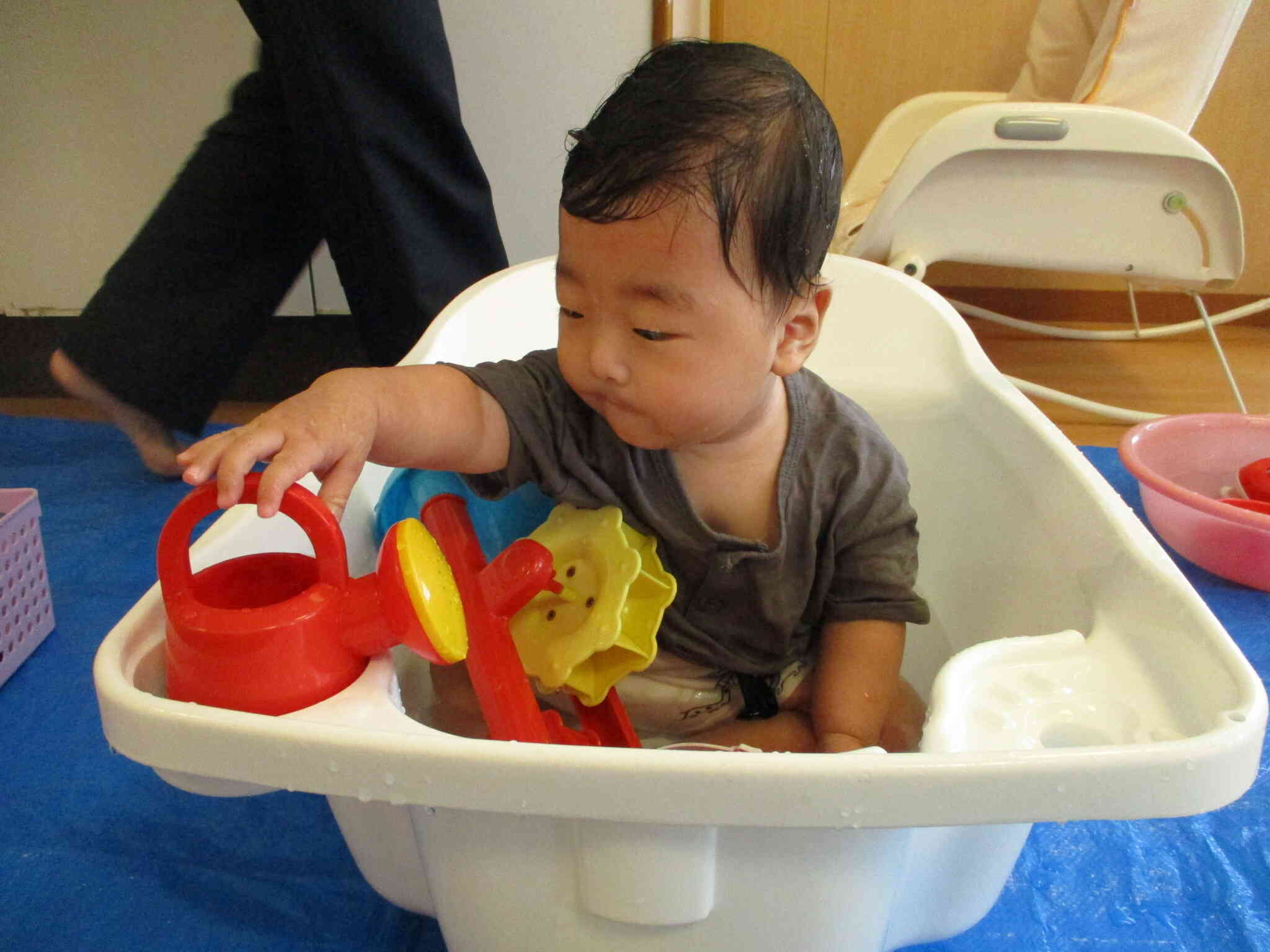 水遊び（0歳児・1歳児）