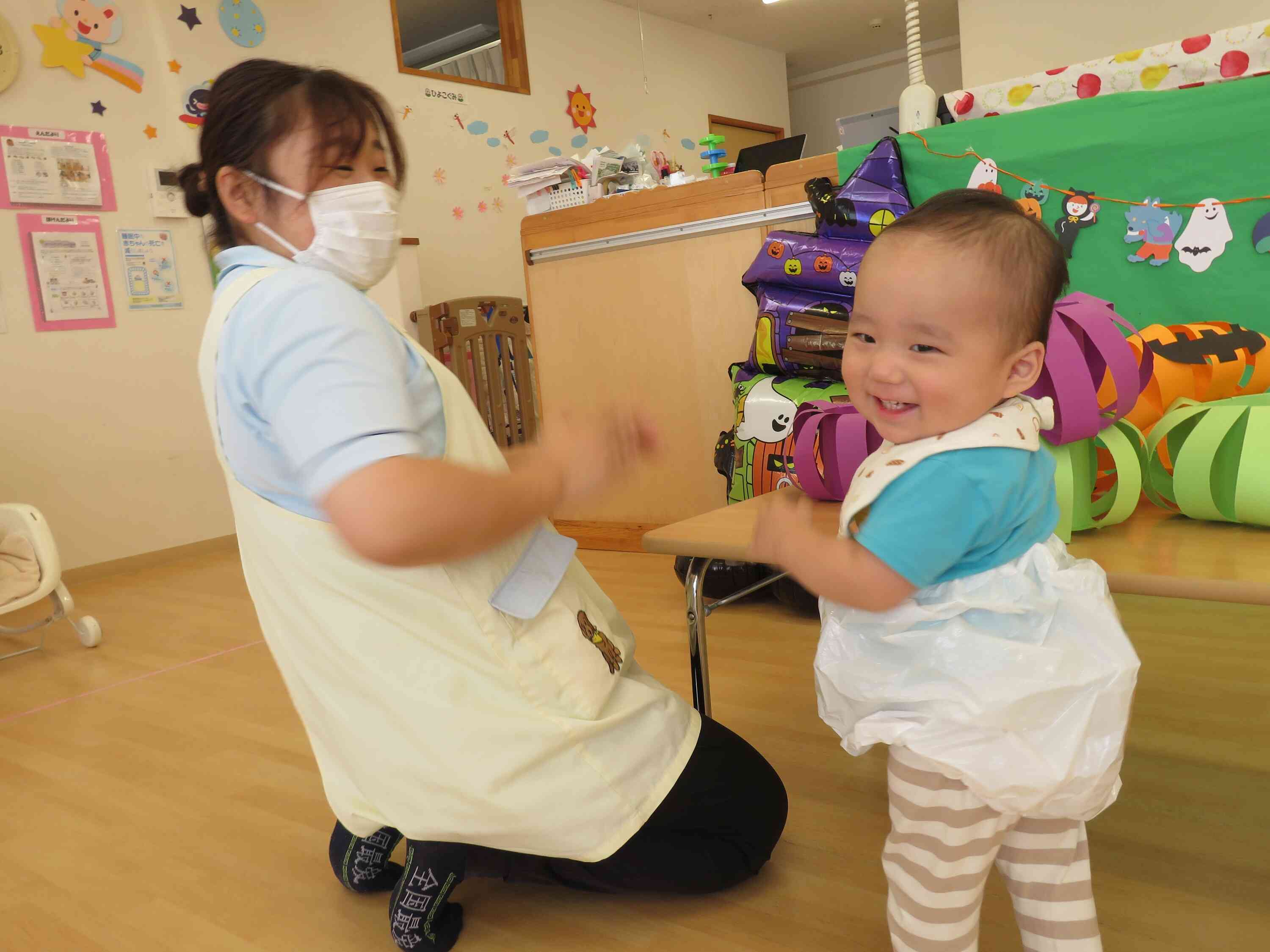 「かぼちゃ落ちちゃった！」と可愛らしい笑顔を見せていました。