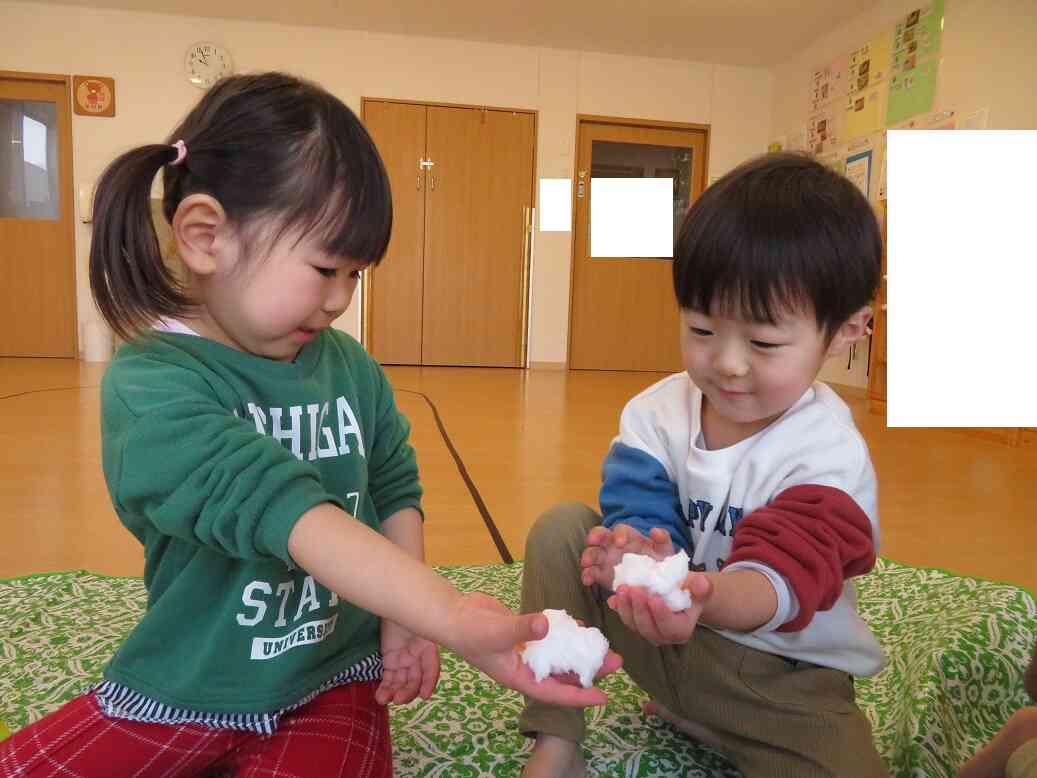 雪も少し残っていました。