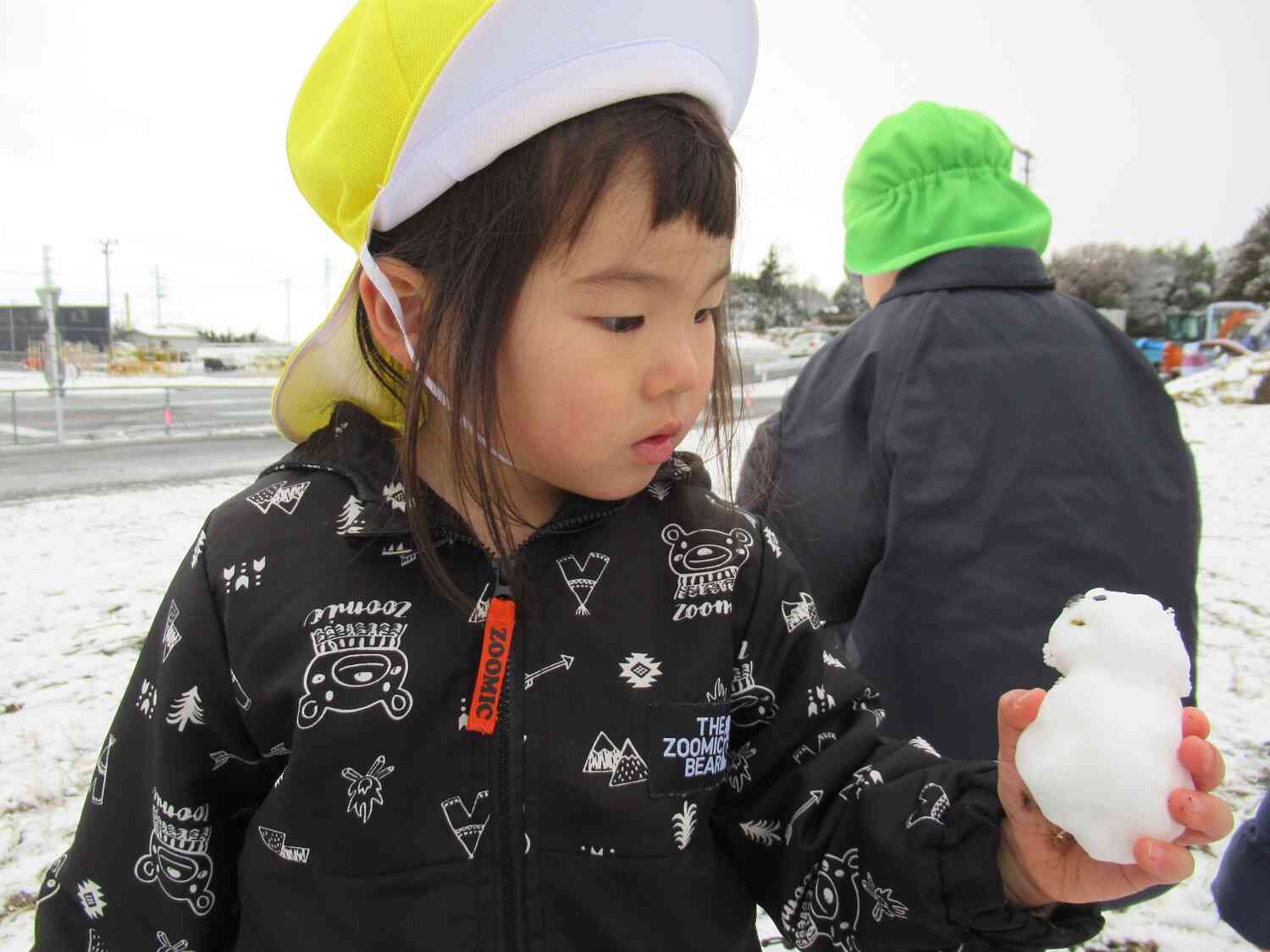 「かわいい雪だるまさん、こんにちは♡」