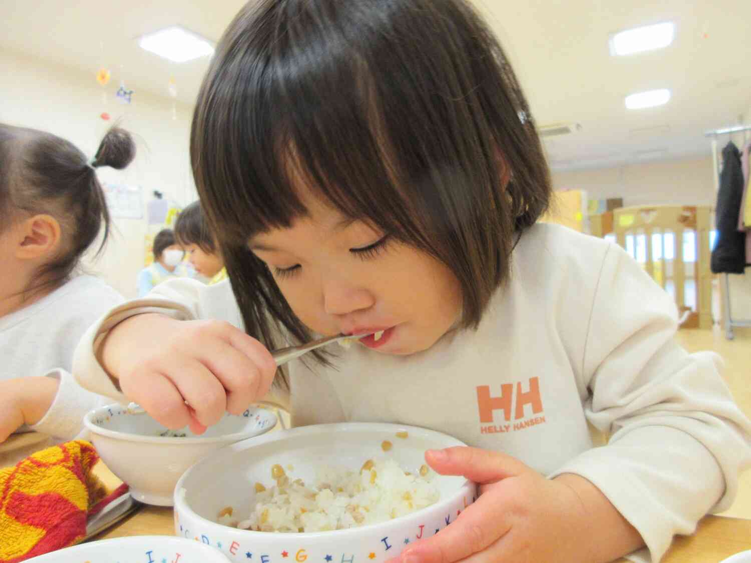 モリモリ食べてるよー！