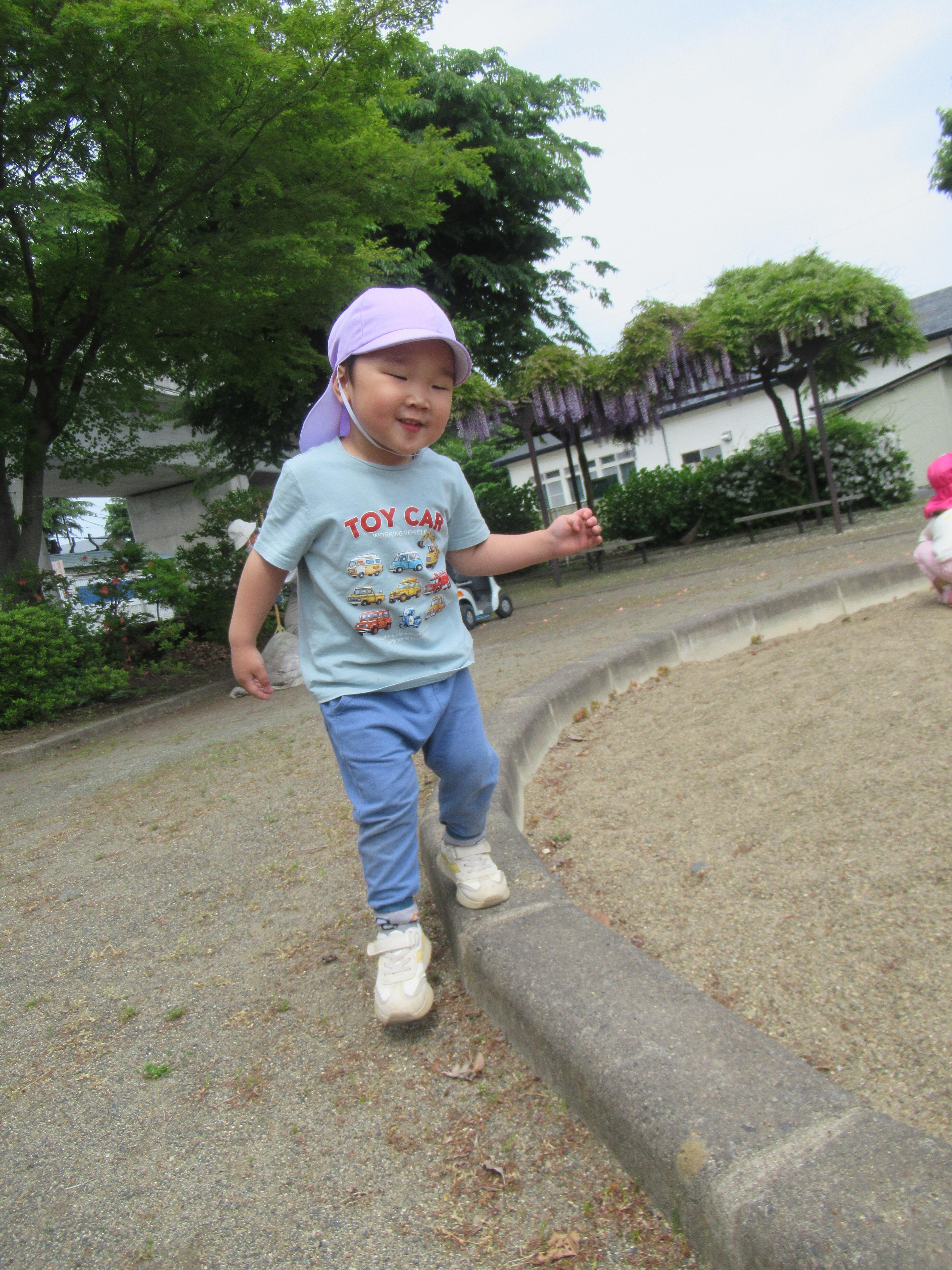 落ちないように、おっとっと