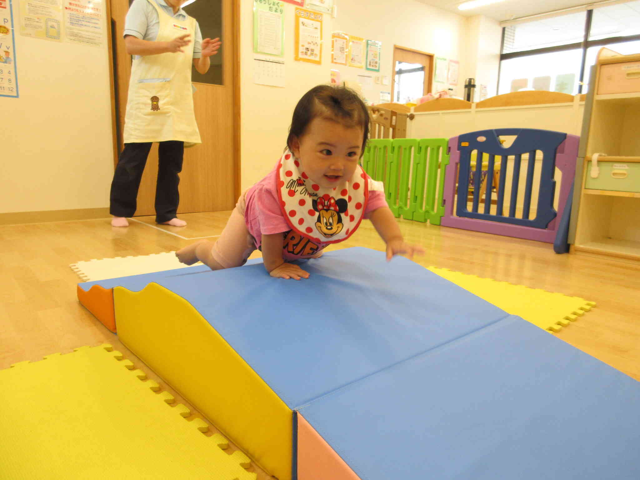 0歳児　ひよこ組さん、がんばって！