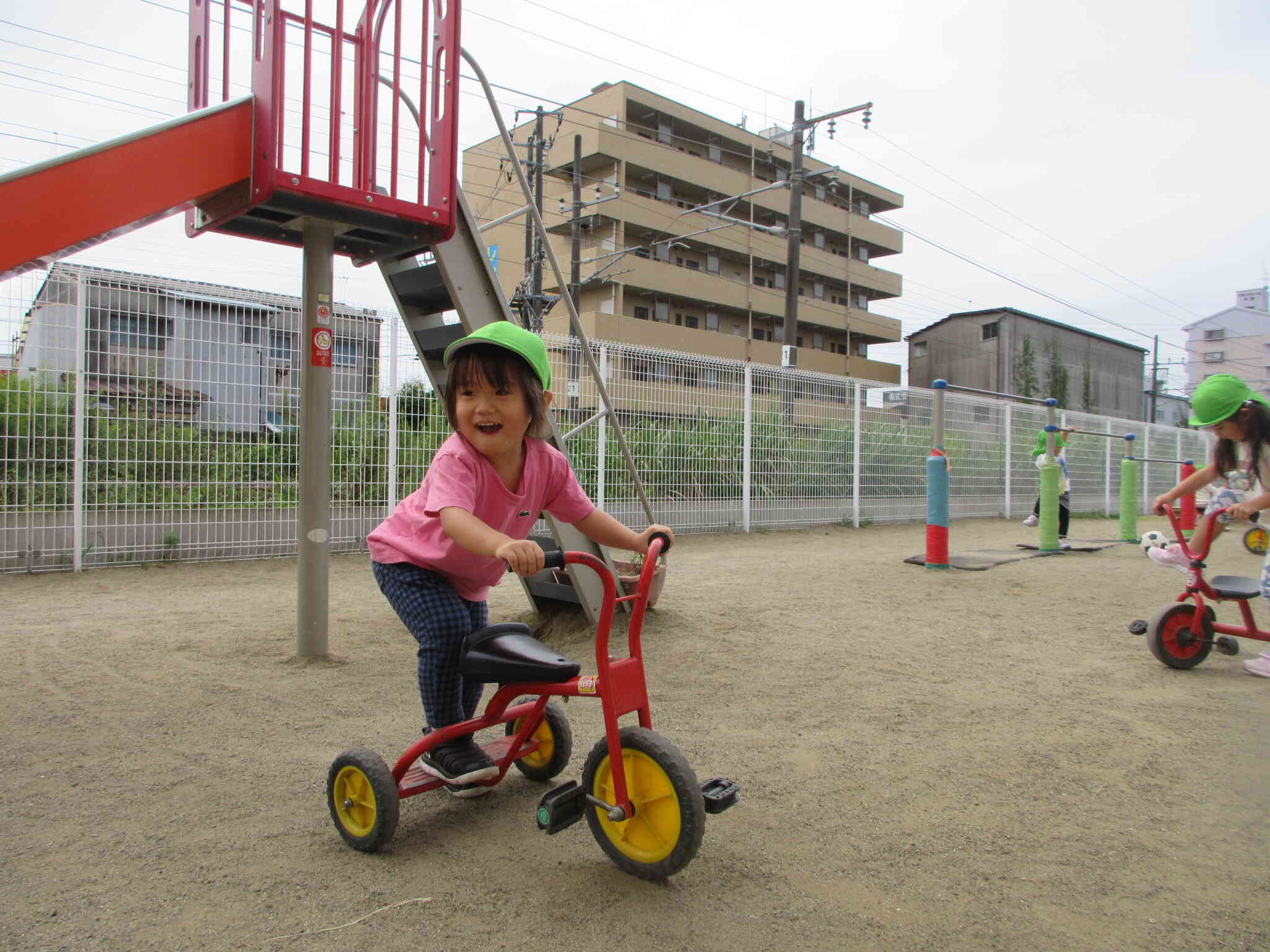 三輪車でいくぞー！